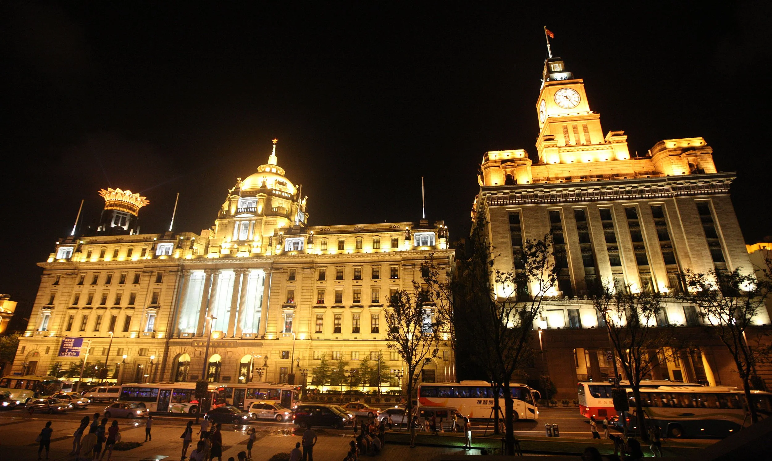 SHANGHAI NIGHT OUT - THE BUND IN AUGUST (19).JPG