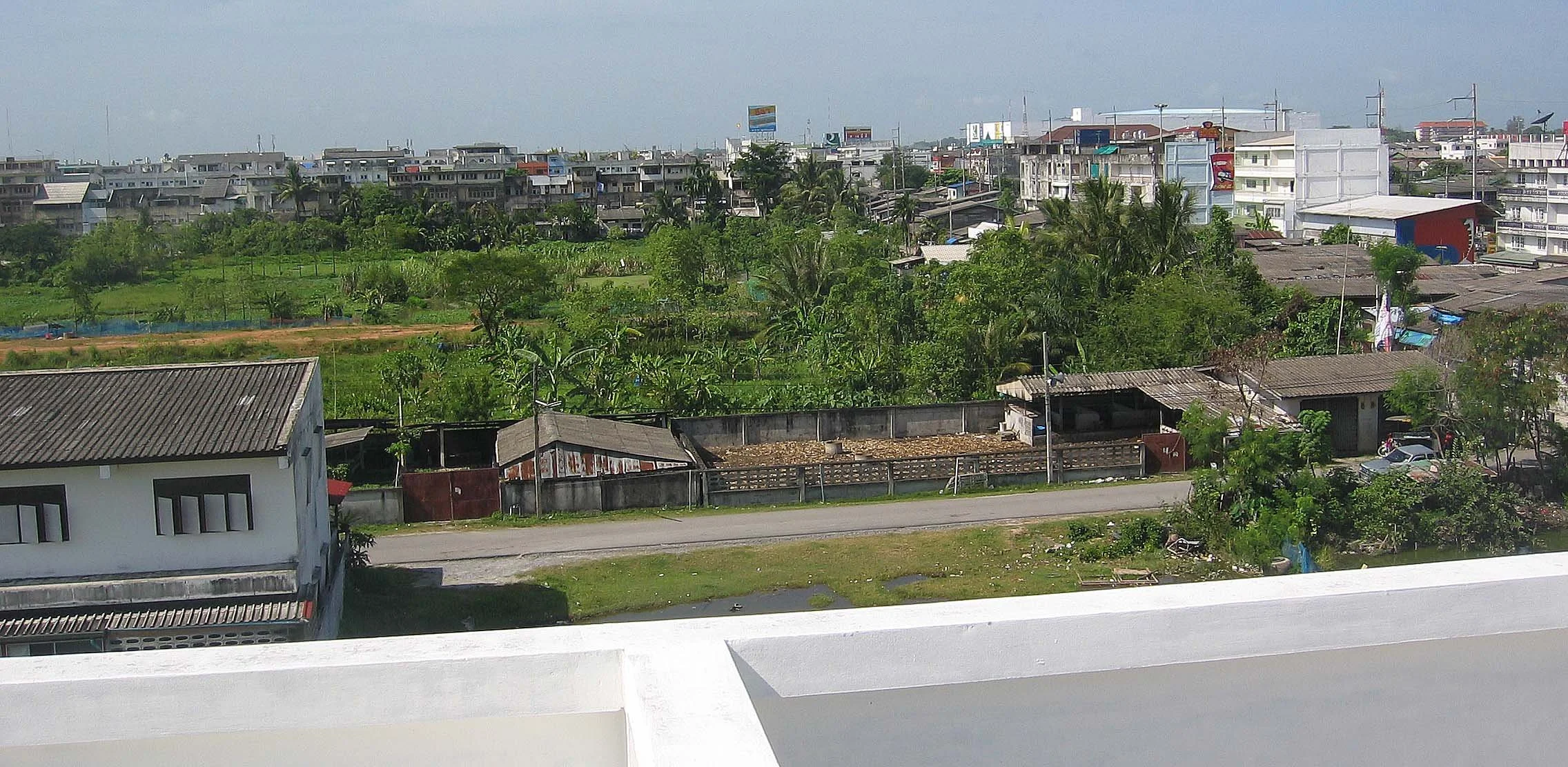 2006 Nakhonsithammarat Townhouse  Pics (11).jpg