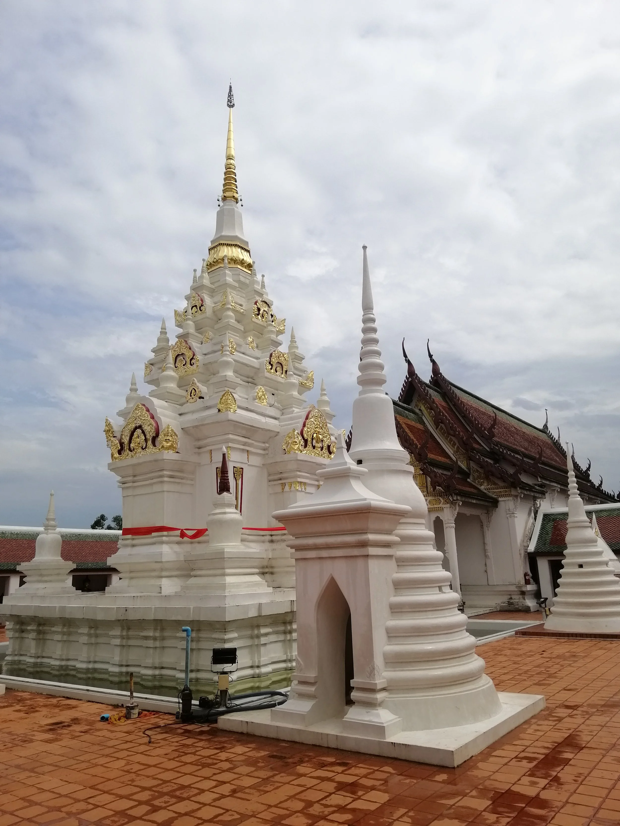 2018 Chaiya Wat Phra Borommathat Chaiya (13).jpg