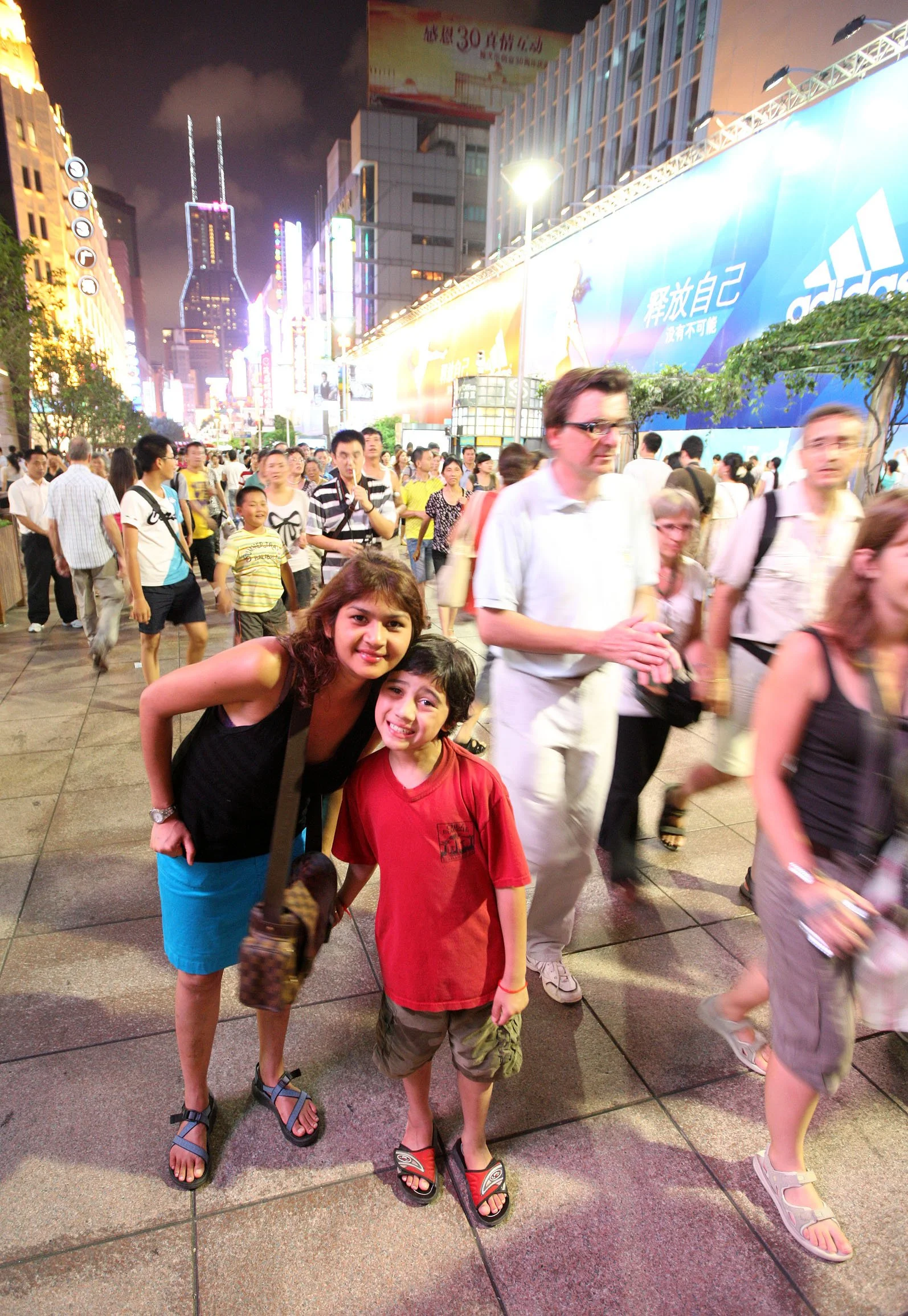SHANGHAI NIGHT OUT - NANJING ROAD IN AUGUST (32).JPG