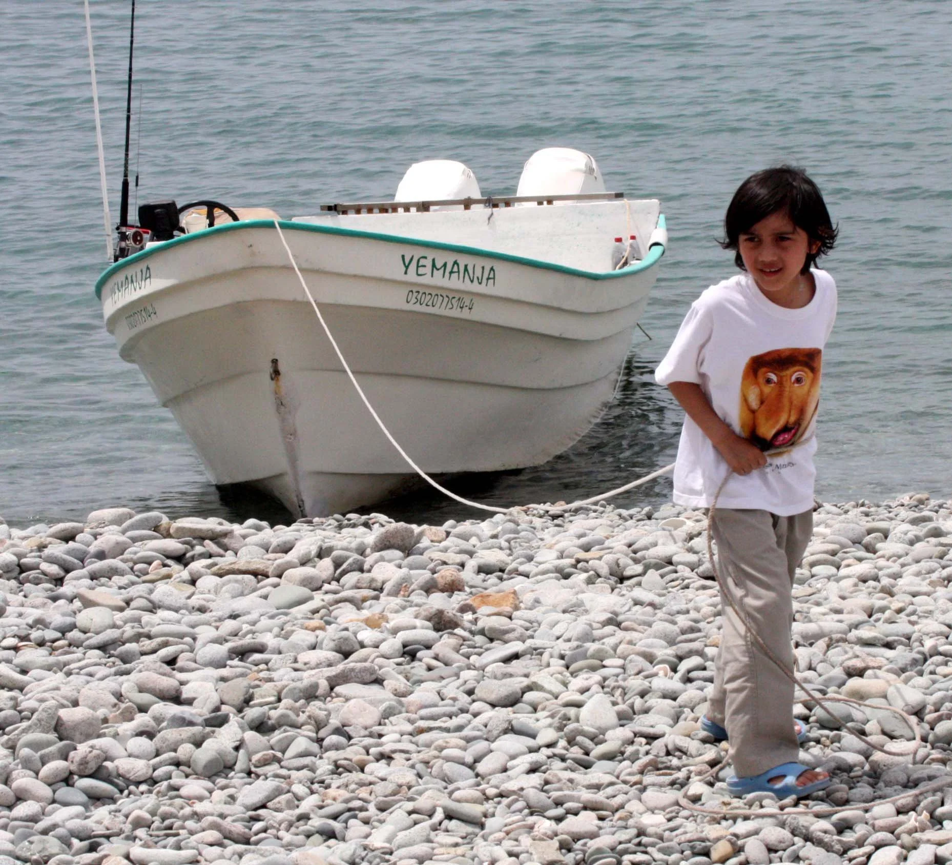 ISLA SANTA CATALINA BAJA MEXICO - HANGING ON THE BEACH.JPG