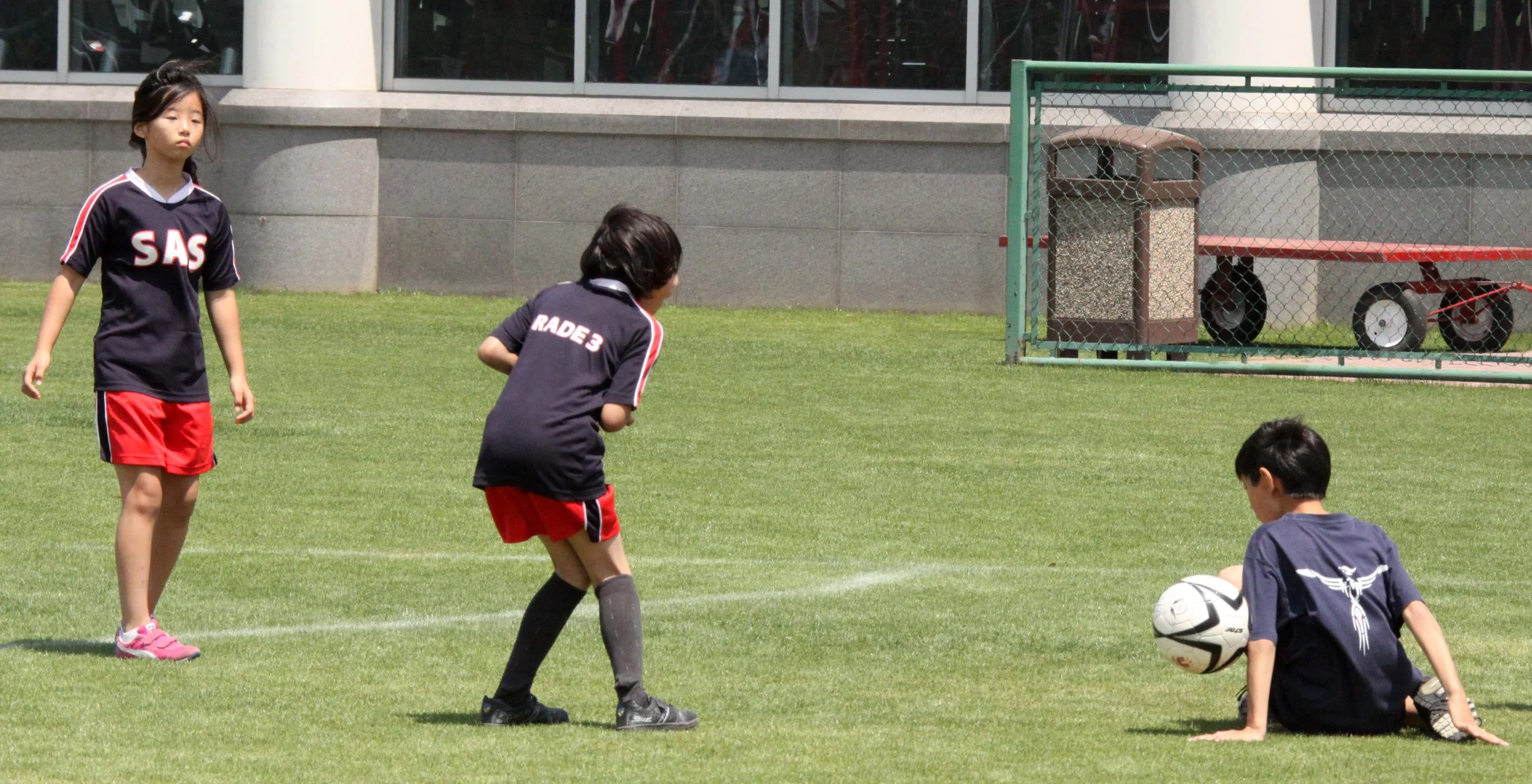 SAS THIRD GRADE SOCCER DAY (81).JPG