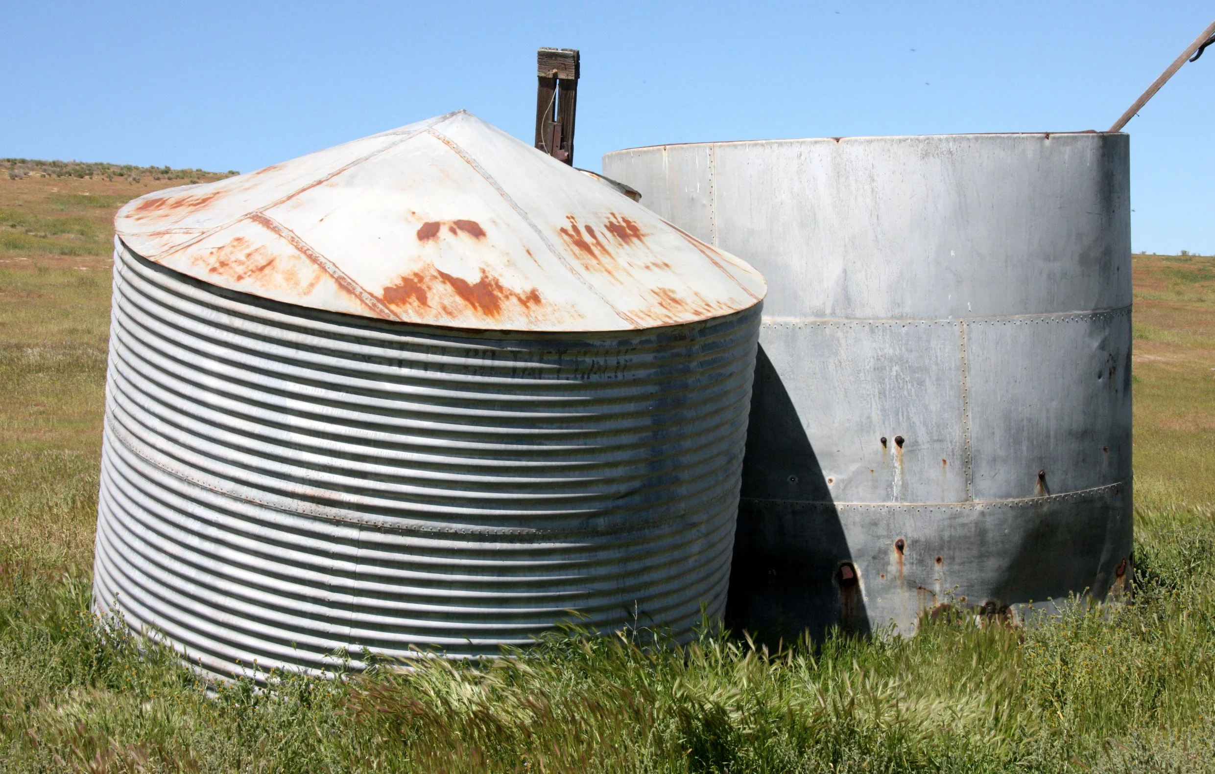CARRIZO PLAIN NATIONAL MONUMENT CALIFORNIA - ABANDONED RANCH (5).JPG