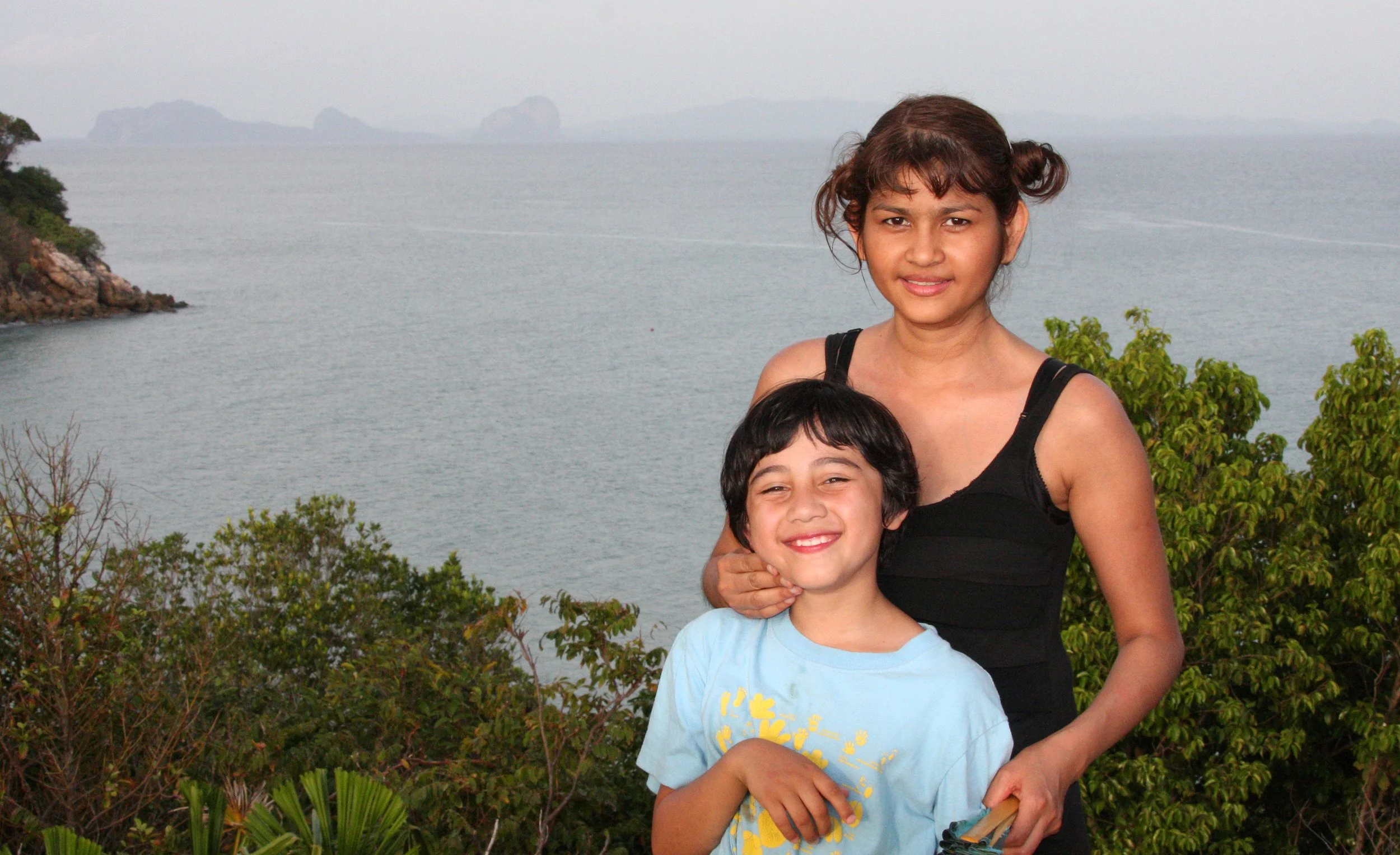 2010-7-9 HANGING IN KOH LANTA THAILAND (30).JPG