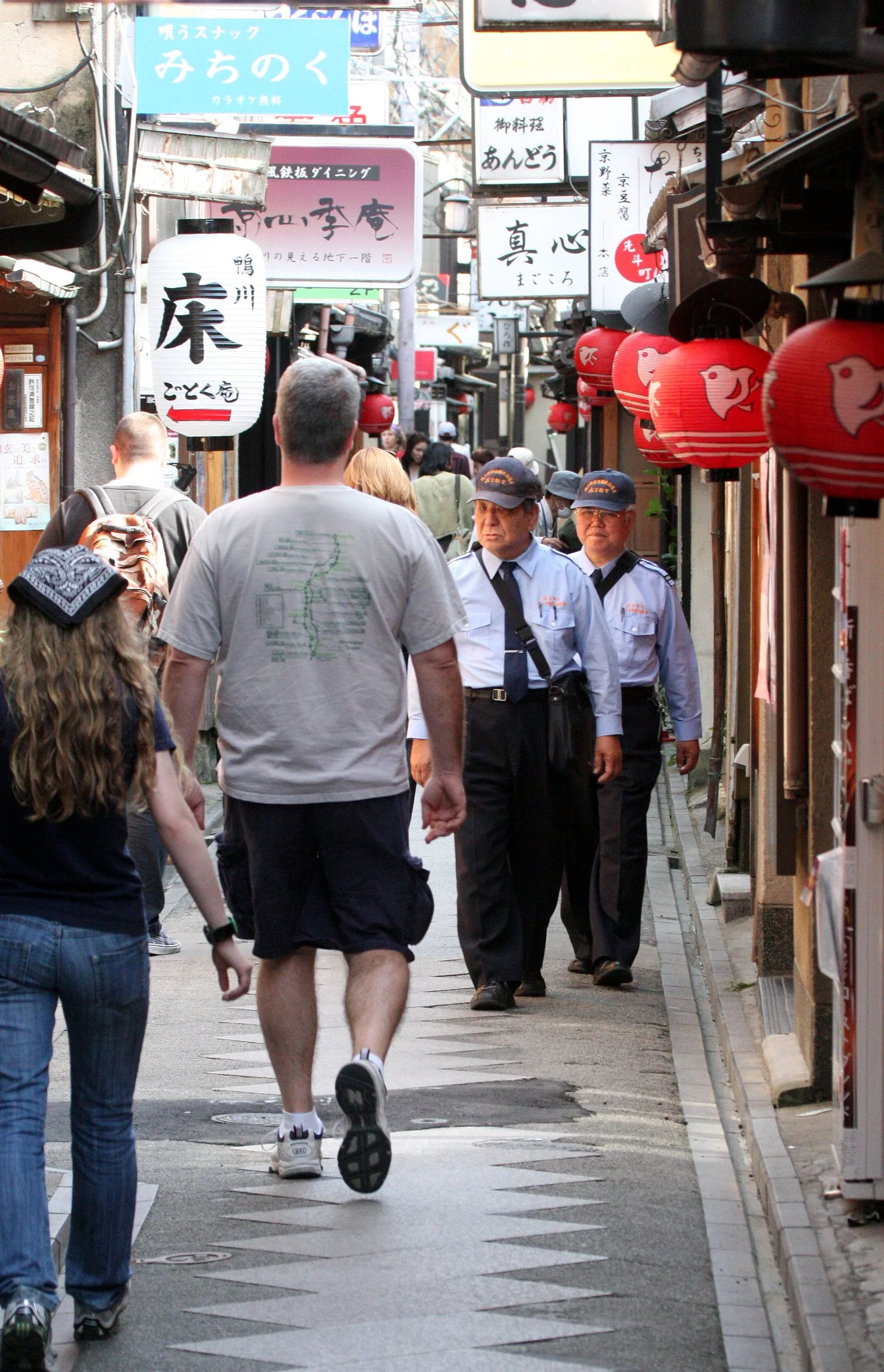 KYOTO - MAY 2009 - CITY SCENES AND LANDSCAPES (38).JPG