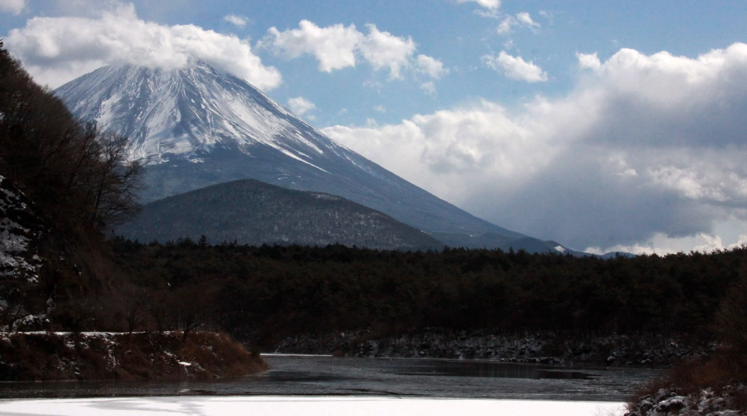 MOUNT FUJI - AS SEEN FROM LAKE SHOJI JAPAN (13).JPG