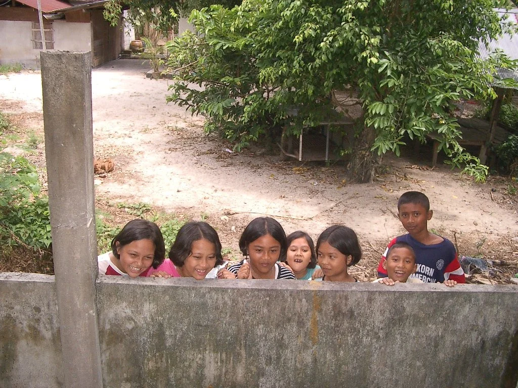 2004 Nakhonsithammarat with Family  (3).JPG