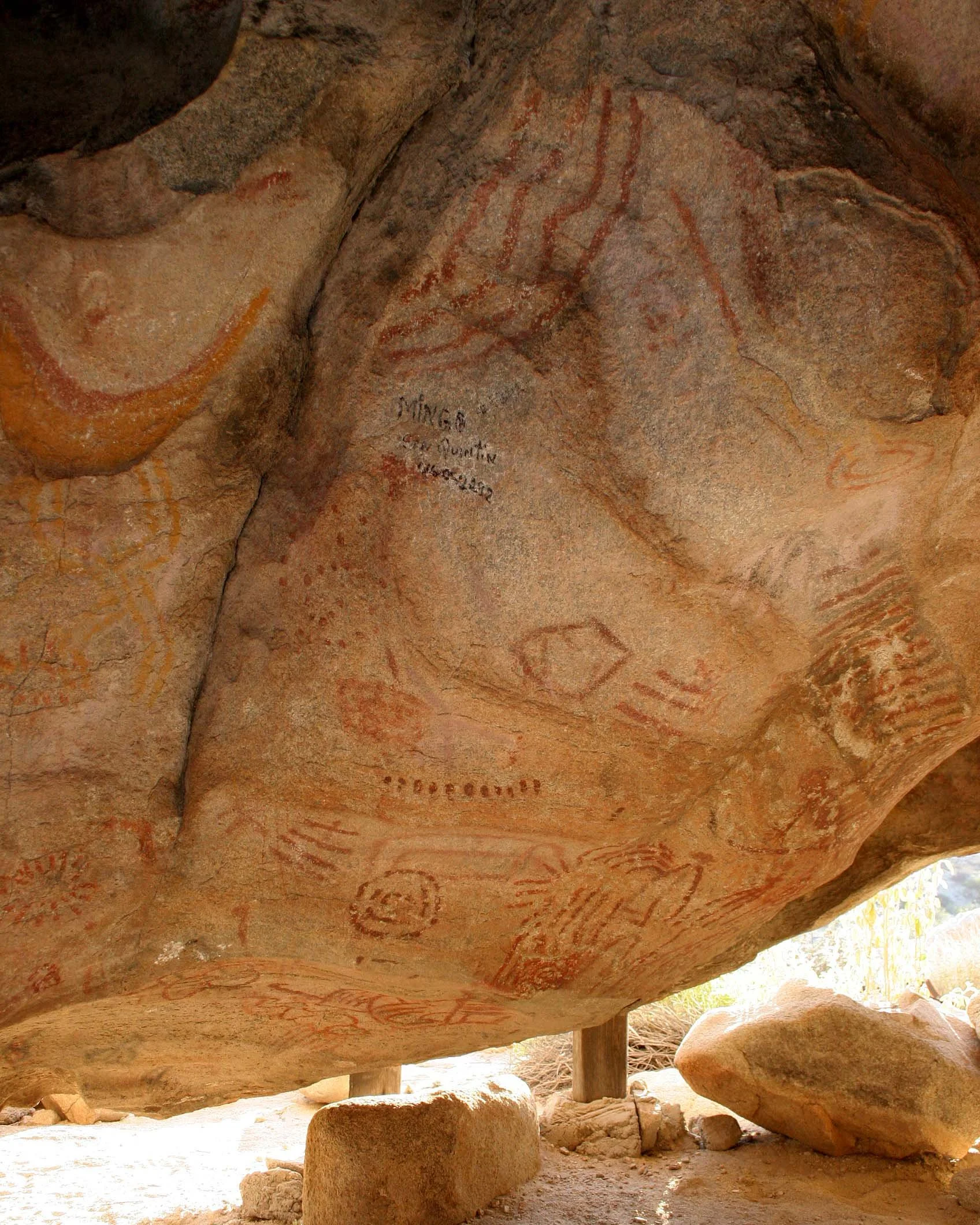 CATAVINA DESERT BAJA MEXICO - PICTOGRAPHS INDIGENOUS ART (15).JPG