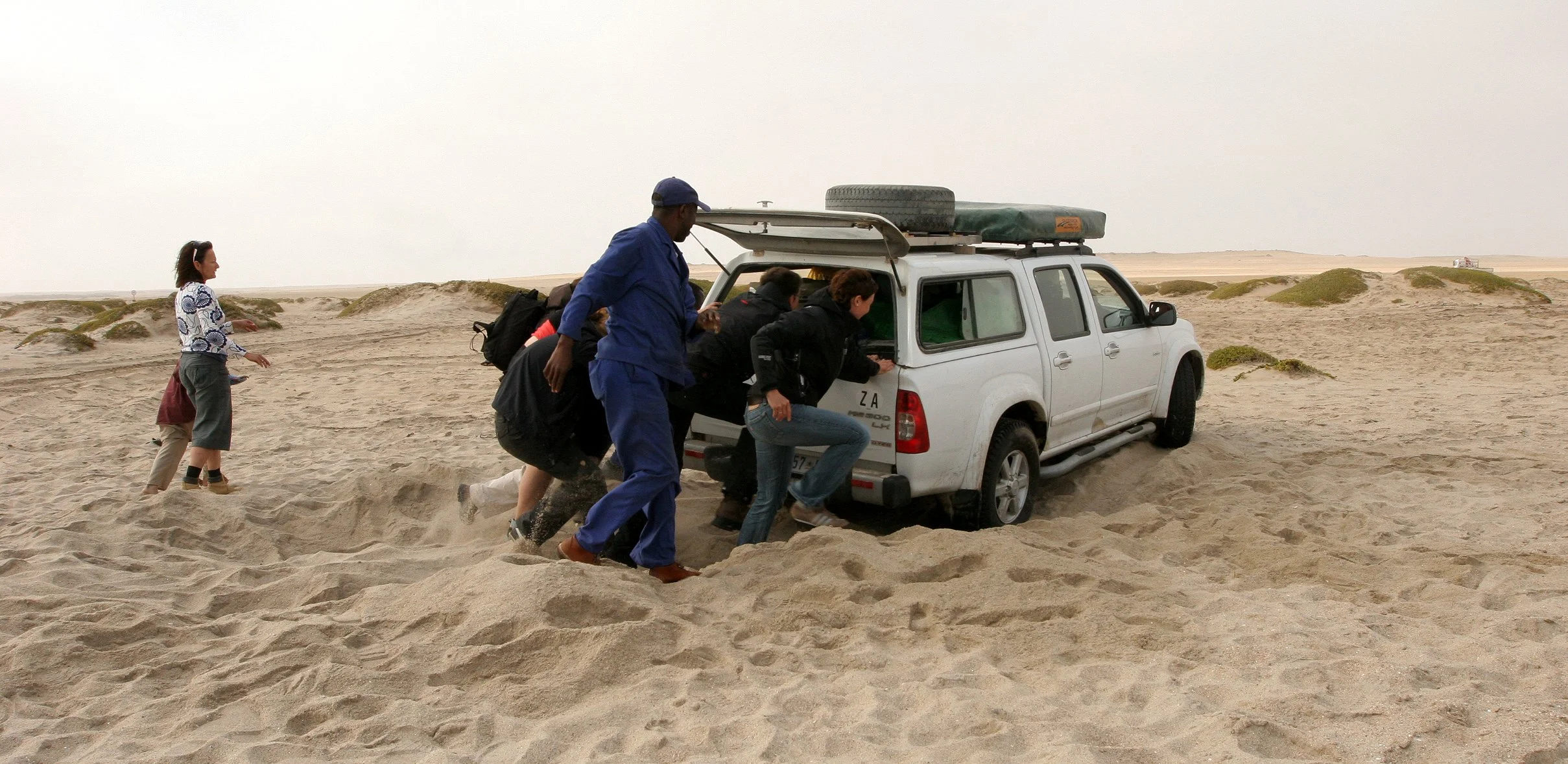 NAMIBIA - SKELETON COAST - STUCK AT THE SHIPWRECK ON THE SKELETON COAST (7).JPG