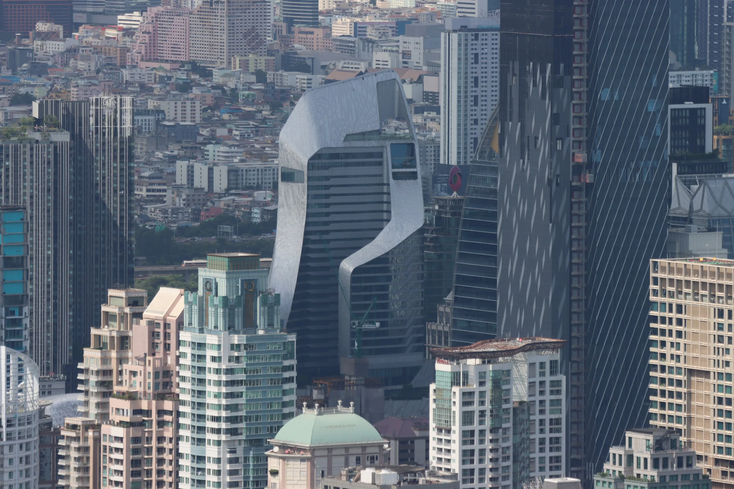 2022 - Bangkok as seen from Mahanakhon Building Viewing Deck (158).JPG