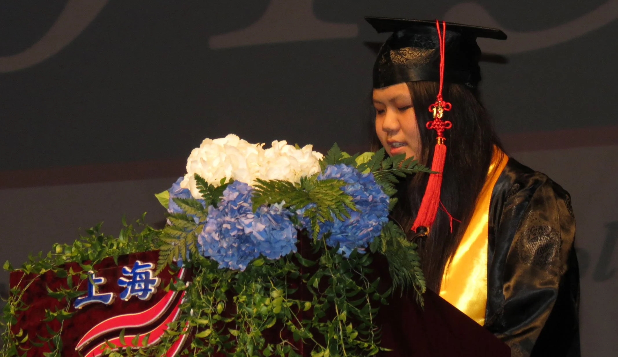 GRADUATION - SHANGHAI AMERICAN SCHOOL JUNE 2013 (23).JPG