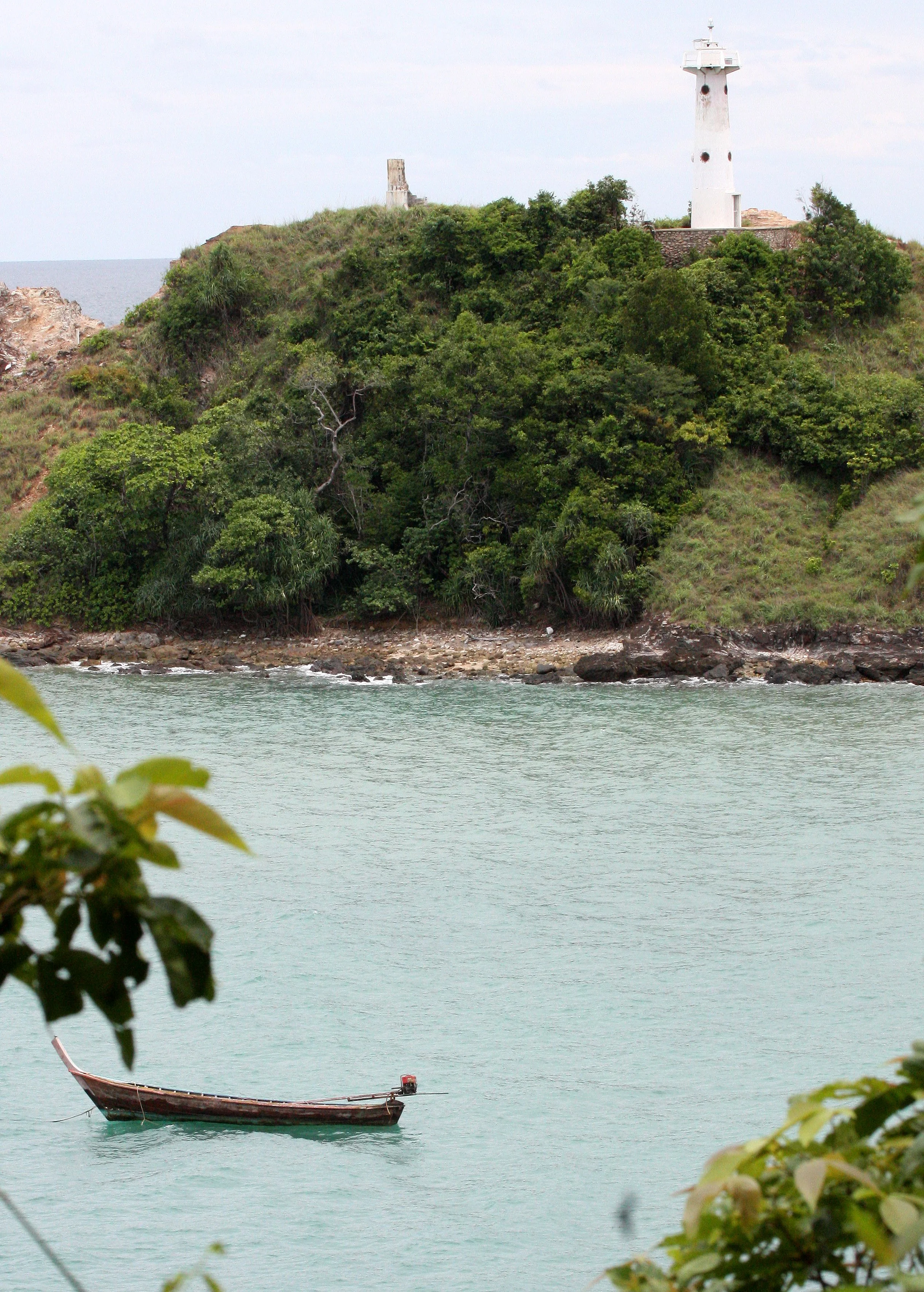 KOH LANTA - 2008 - HANGING ON THE ISLANDS (28).JPG