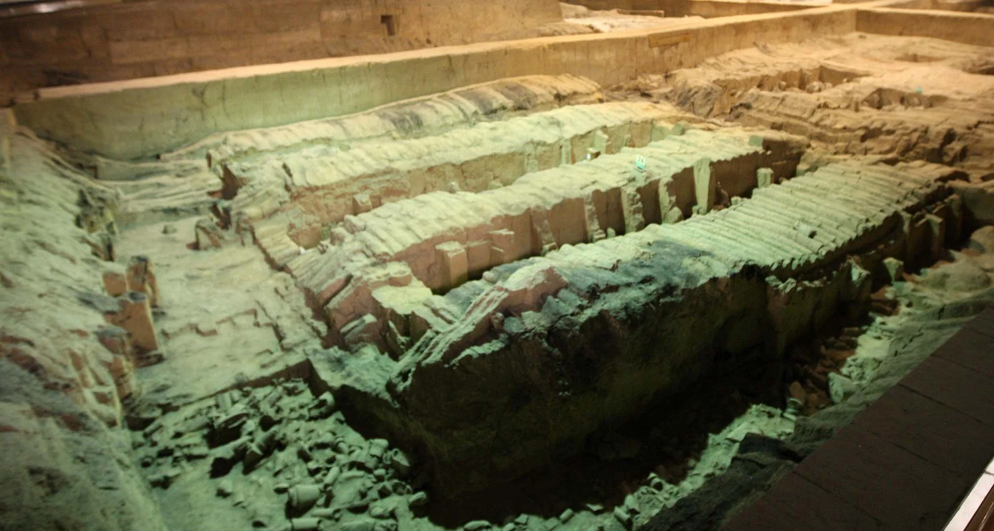 XIAN - TERRA COTTA WARRIORS - MARCH 2011 (36).JPG