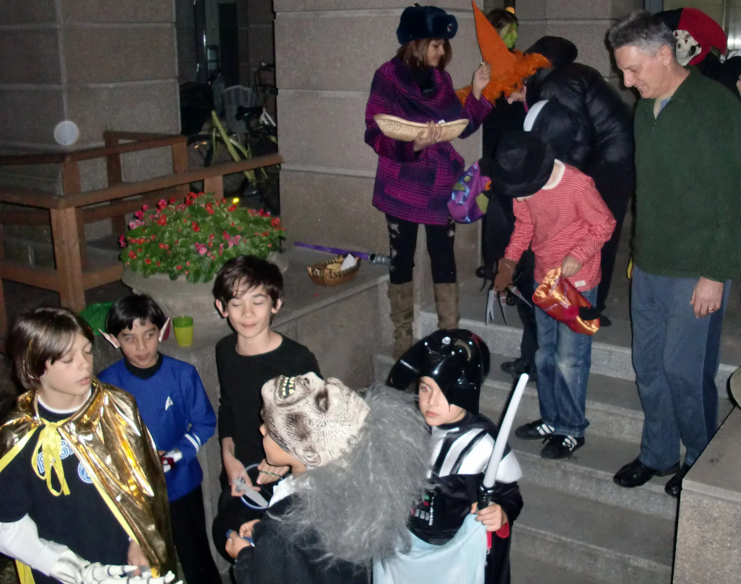 HALLOWEEN IN SHANGHAI - 2010 (21).JPG