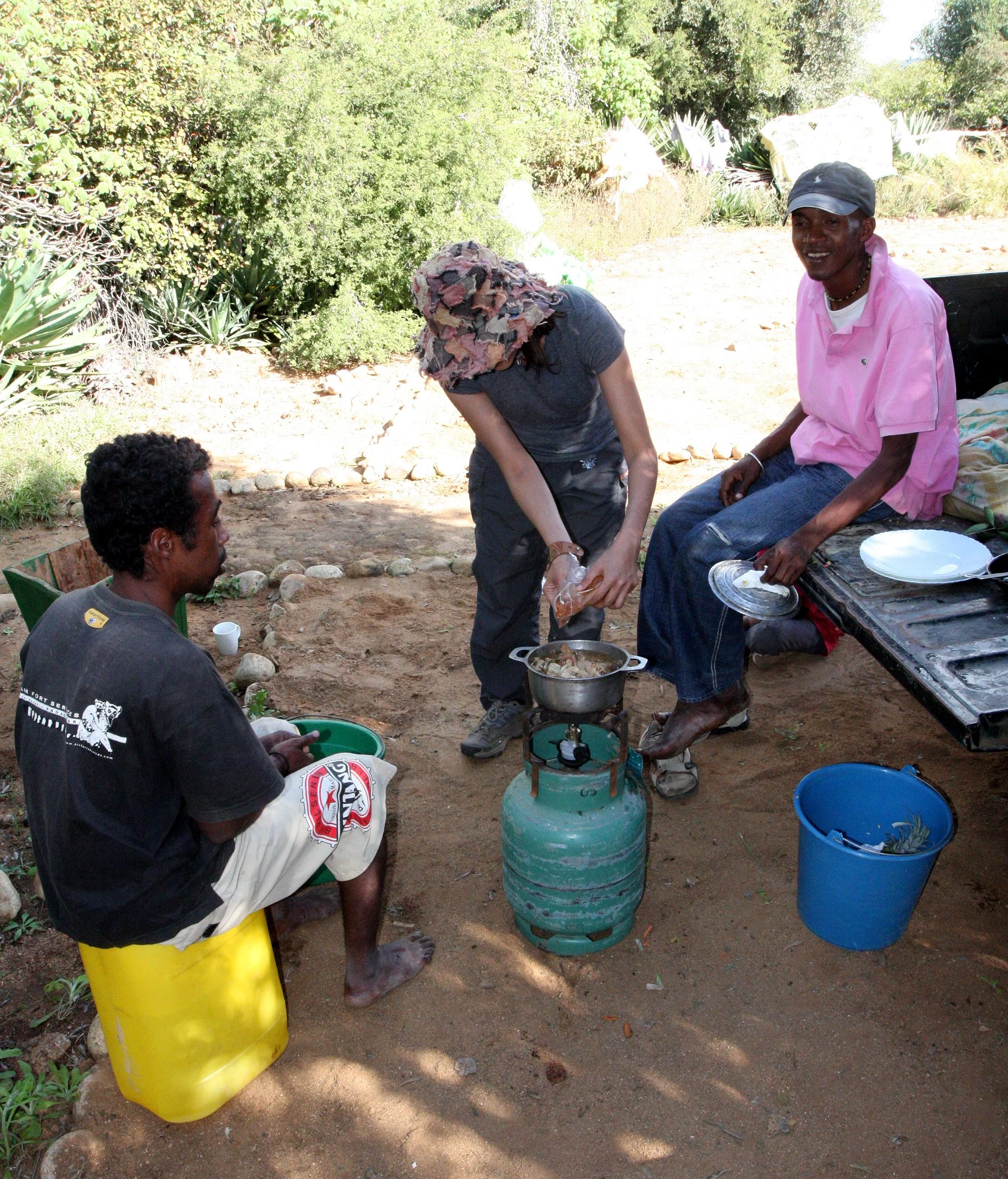 ANDOHAHELA NATIONAL PARK MADGASCAR - PICNIC ON THE RIVER (15).JPG
