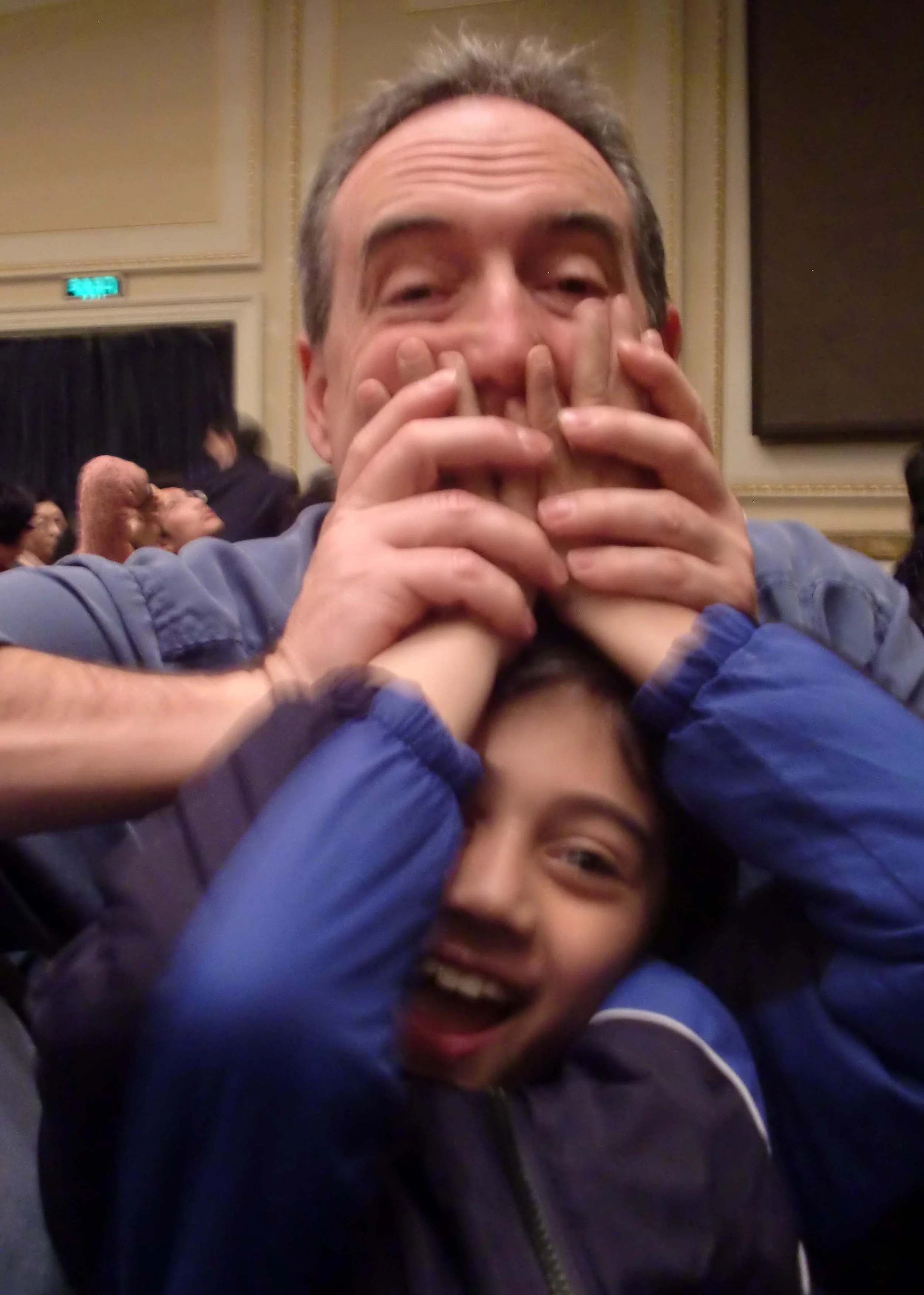 2011-3-13 NIGHT OUT IN SHANGHAI (9).JPG