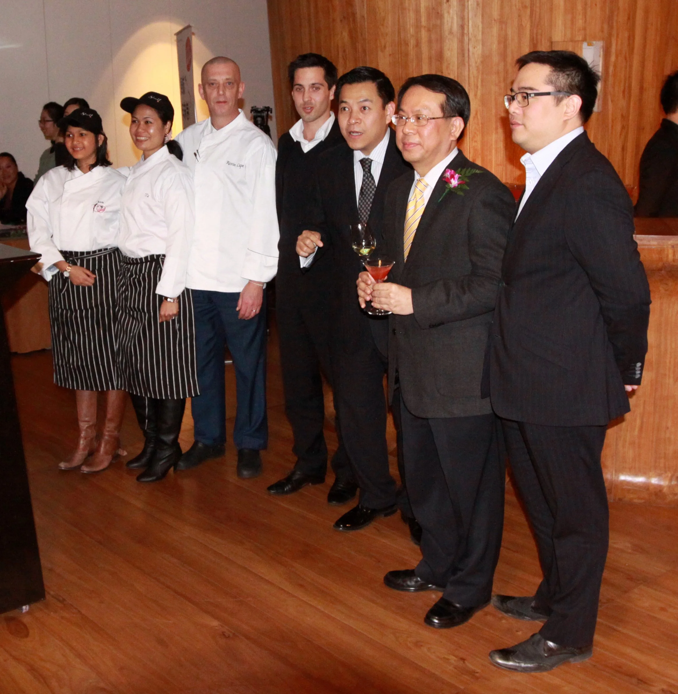 THAI CONSULATE DINNER AND BENEFIT (59).JPG