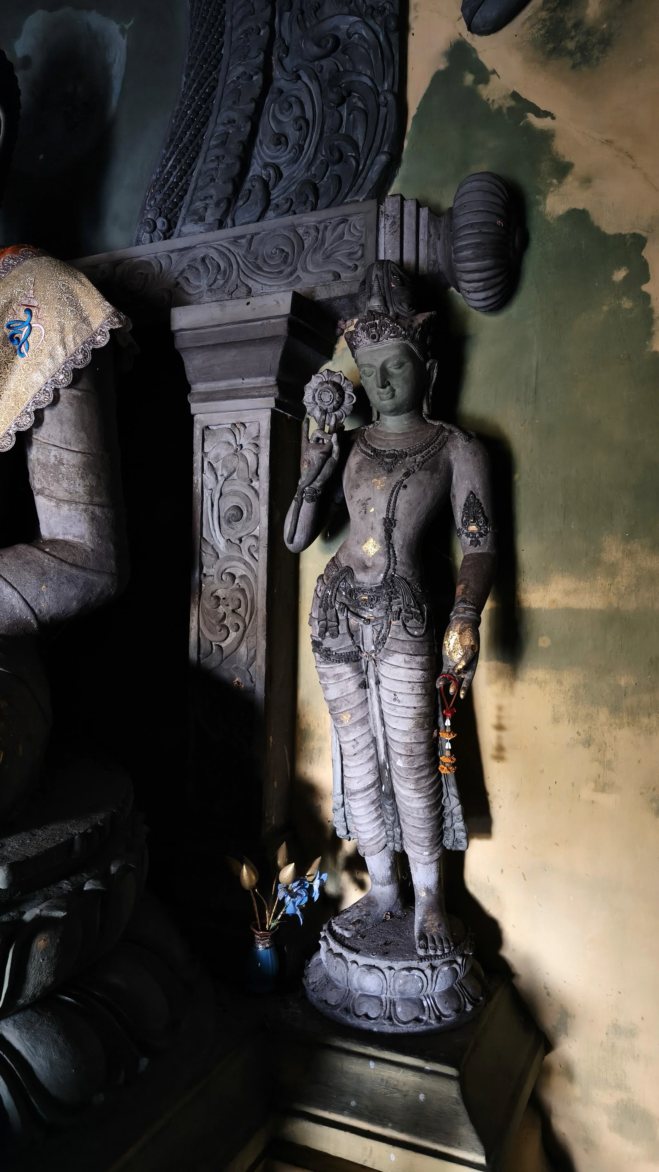 Phra Chedi Phutthakhaya Phayao Province (9).jpg