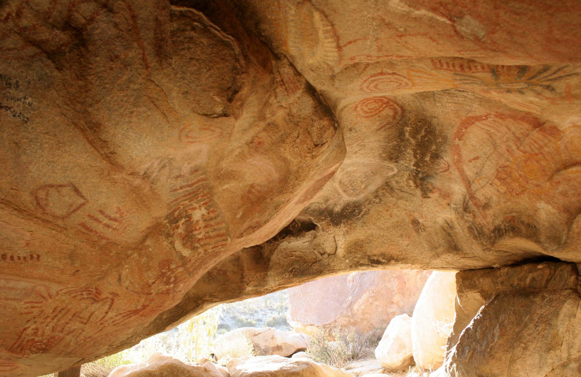 CATAVINA DESERT BAJA MEXICO - PICTOGRAPHS INDIGENOUS ART (12).JPG