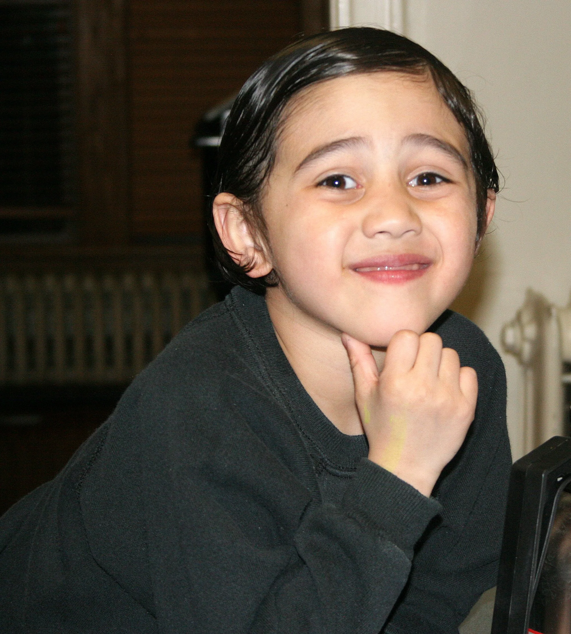 2008-4-2 CHICAGO SPRING TRIP - COKIE POSING (8).JPG