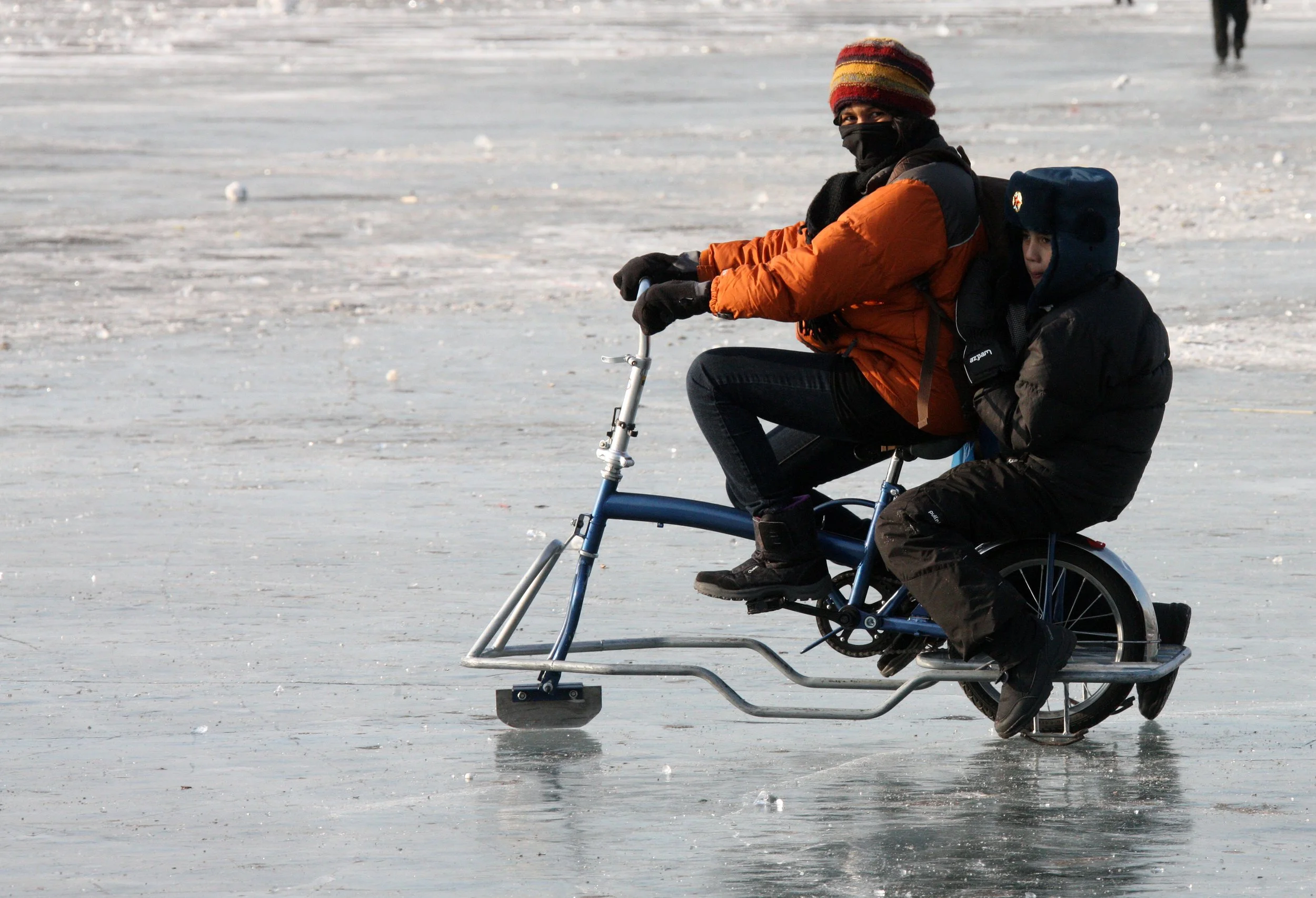 SONGHUA RIVER HARBIN CHINA - ACTIVITY ZONE! (42).JPG