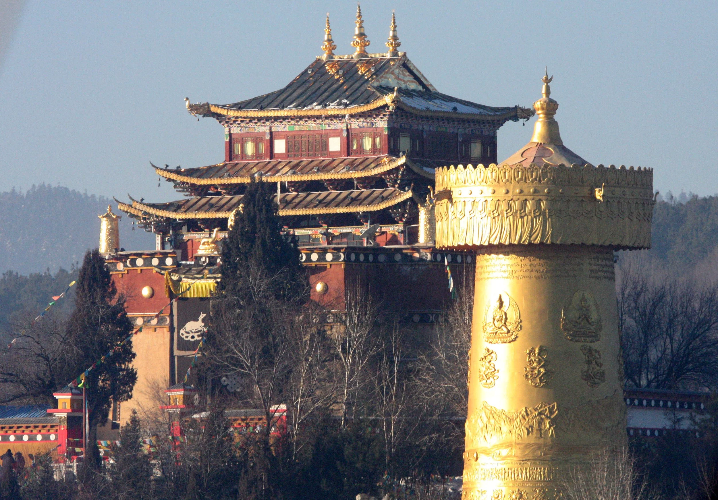 YUNNAN - SHANGRI LA - SONGZHANLIN TEMPLE (6).JPG