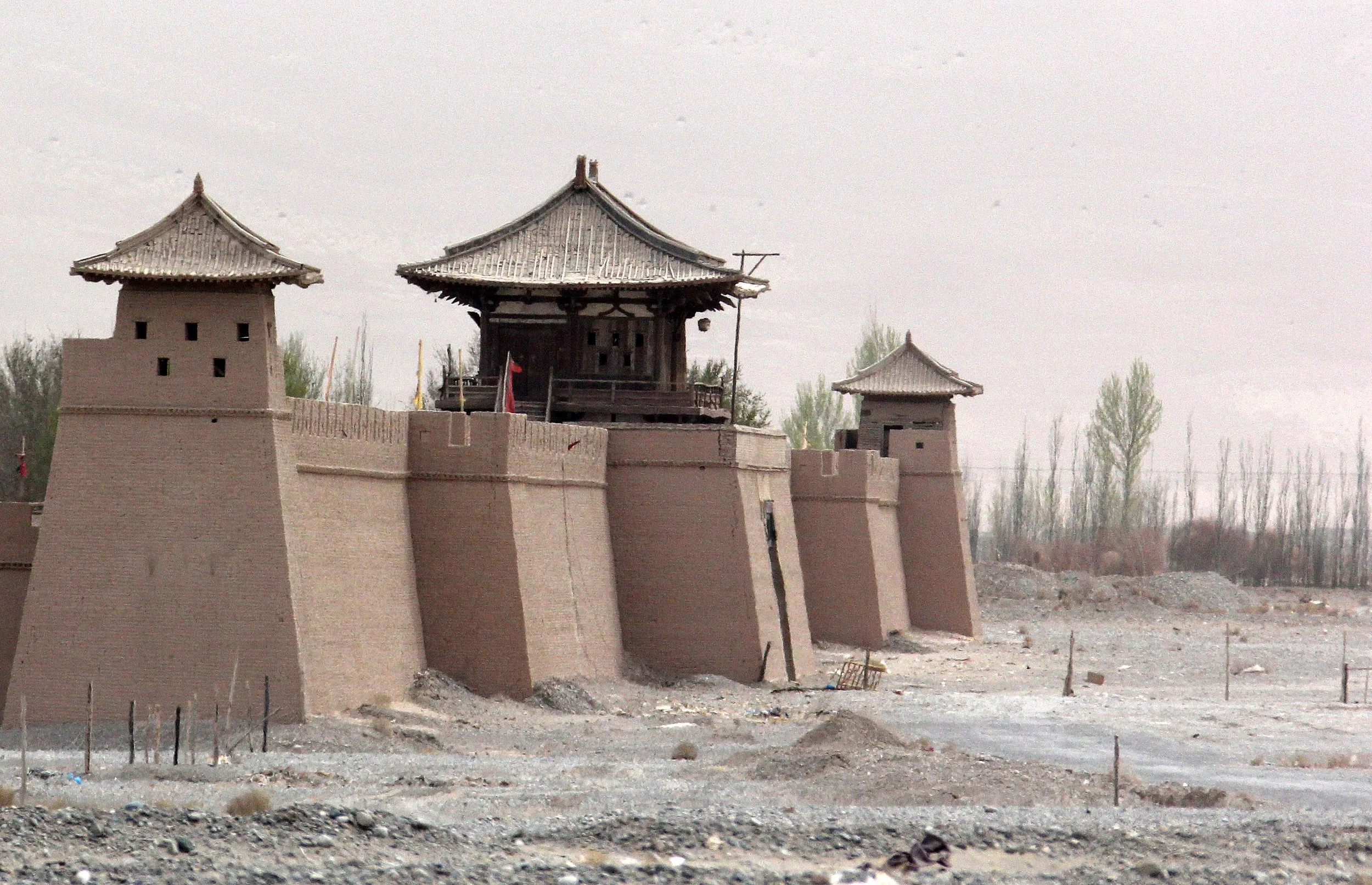 DUNHUANG - MOVIE SET FORTRESS - GANSU CHINA (7).JPG