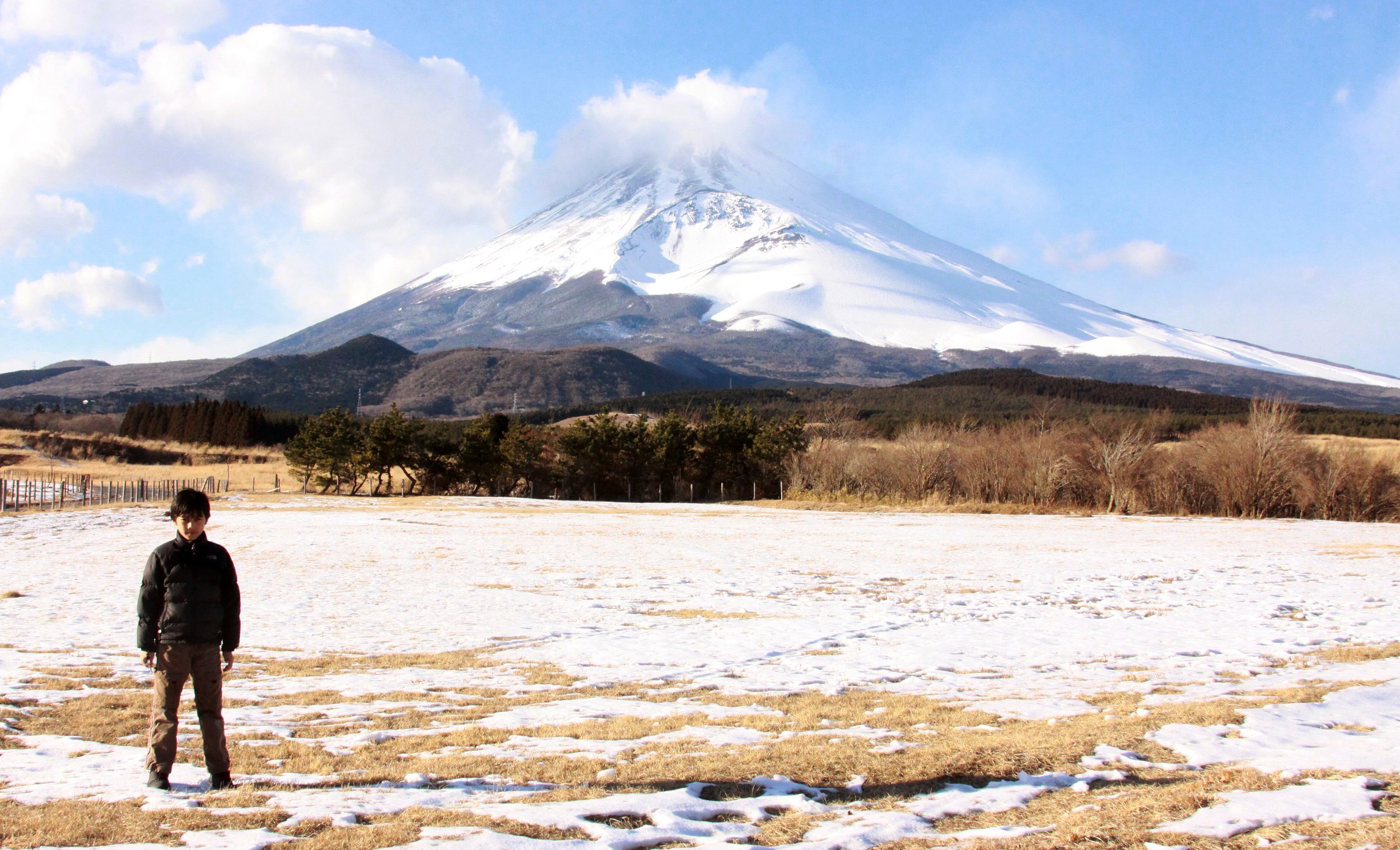 MOUNT FUJI - AS SEEN FROM FUJI SHI CITY (6).JPG