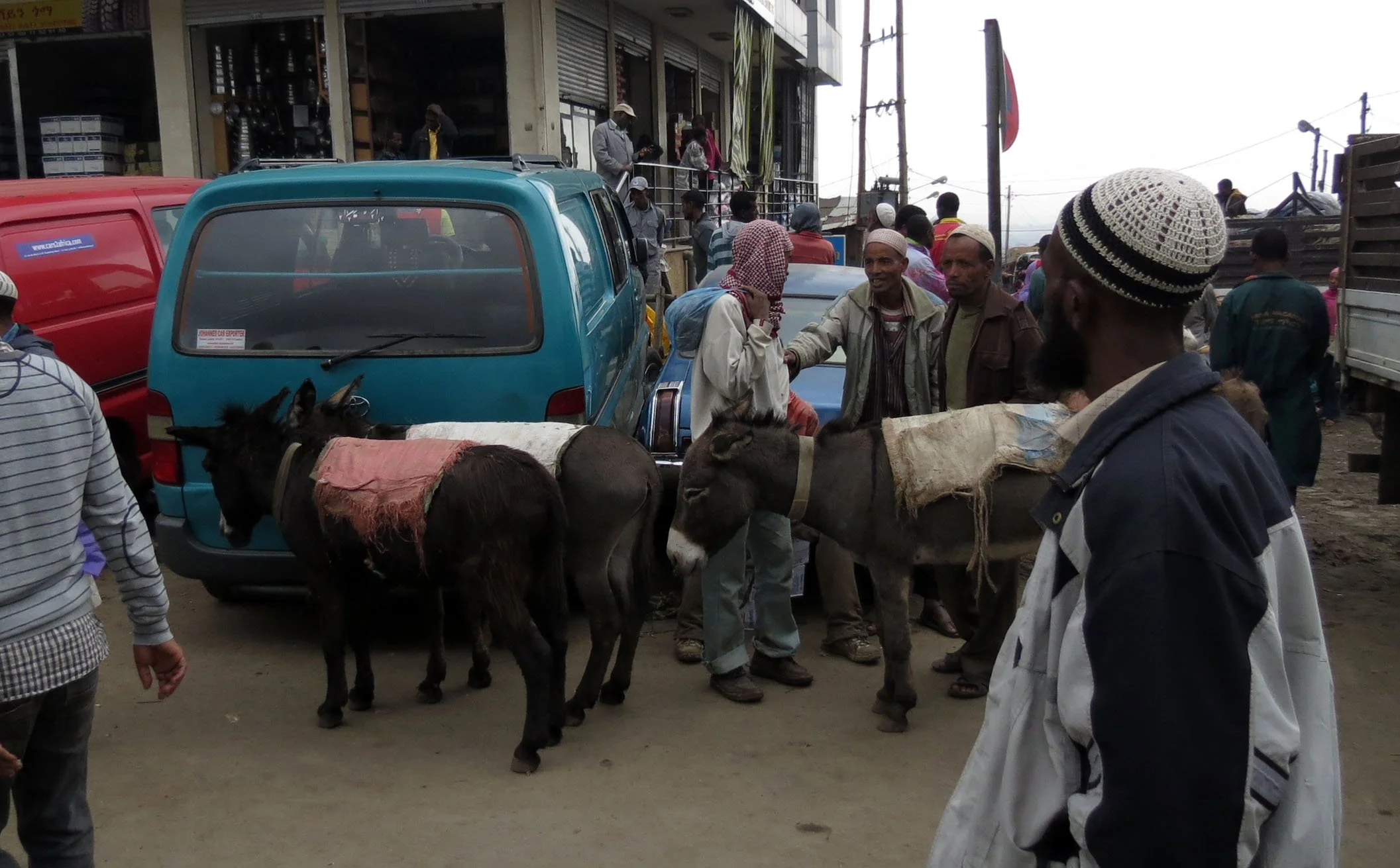ADDIS ABABA - MERCADO (4).JPG