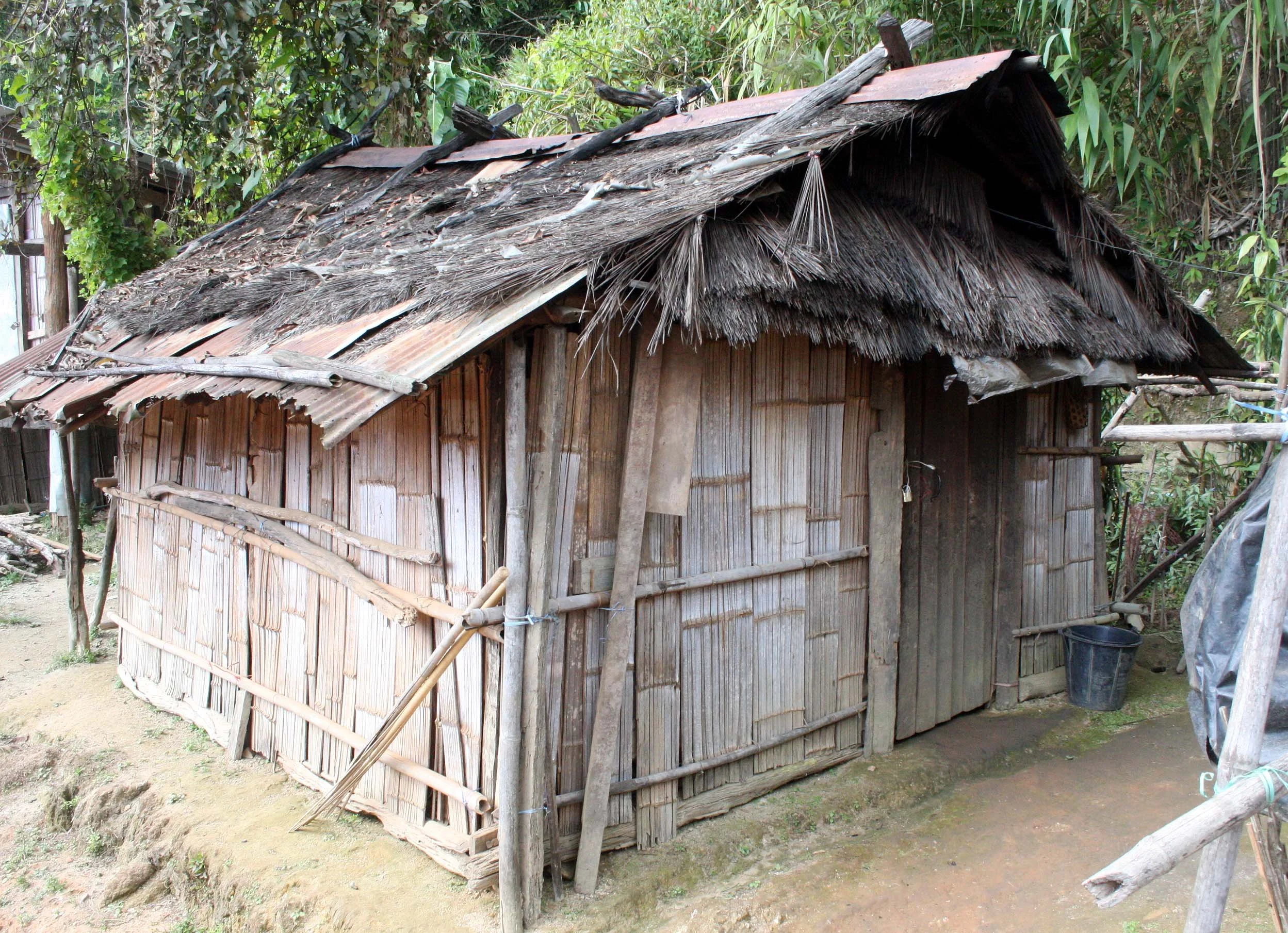 HILLTRIBE - HMONG -HANGIN AT YING MI'S - CHRISTMAS IN THAILAND TRIP 2008 (13).JPG