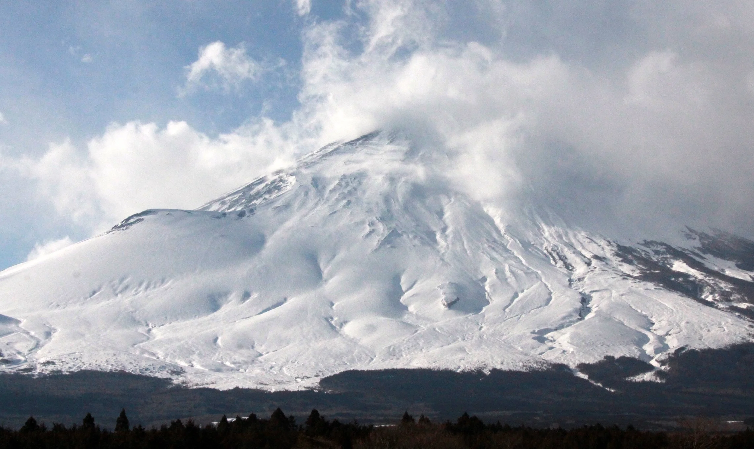 MOUNT FUJI - AS SEEN FROM FUJINOMIYA JAPAN (11).JPG