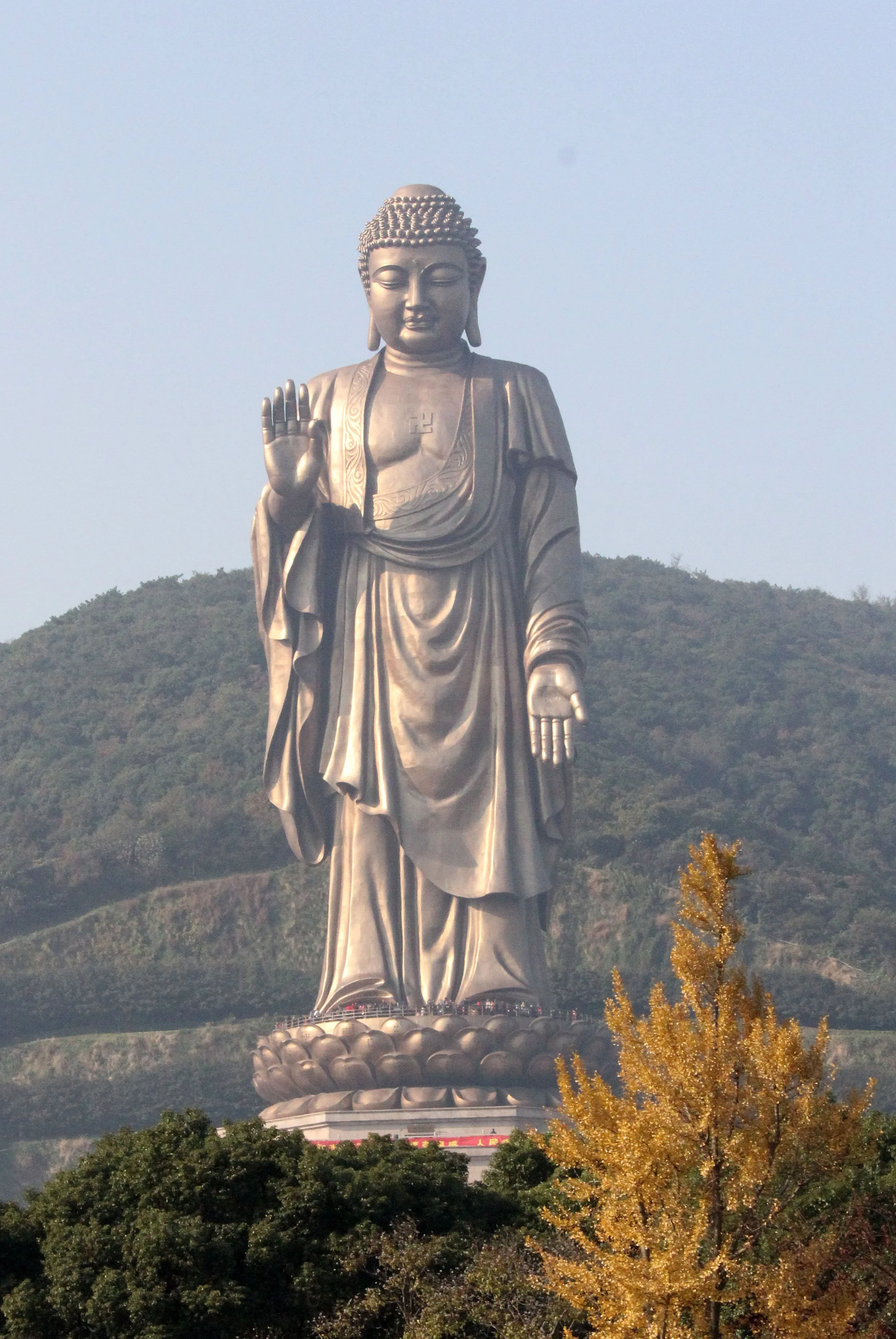 LING SHAN - WUXI CHINA (84).JPG