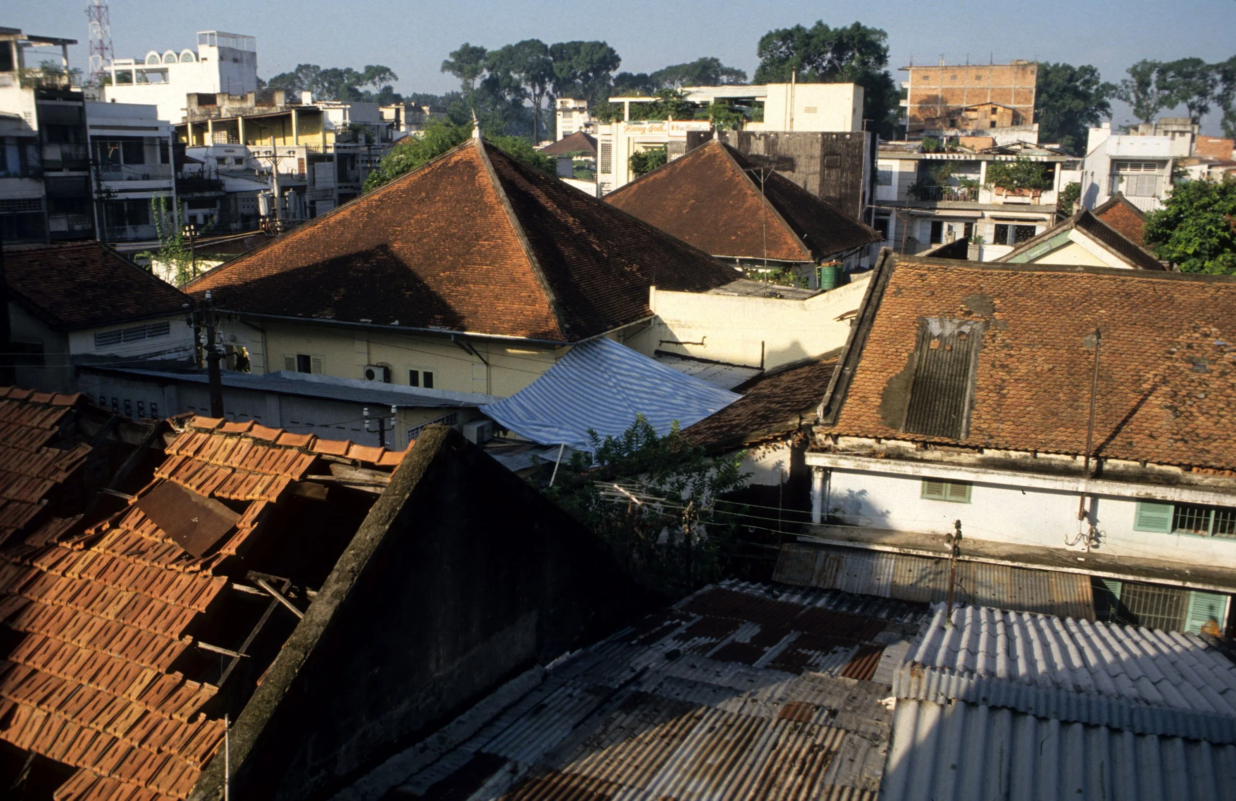 SAIGON - CITY SCENES IN 1994 (2).jpg