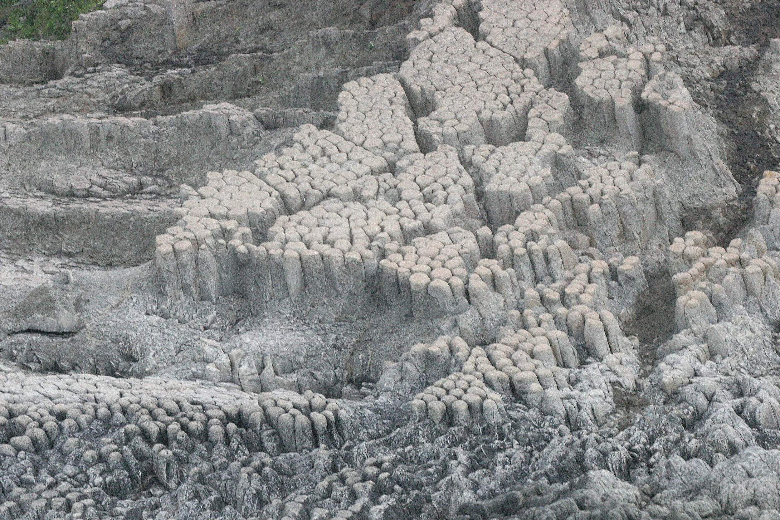 KURIL ISLANDS - VIEWS LANDSCAPES AND GEOLOGY (87).jpg