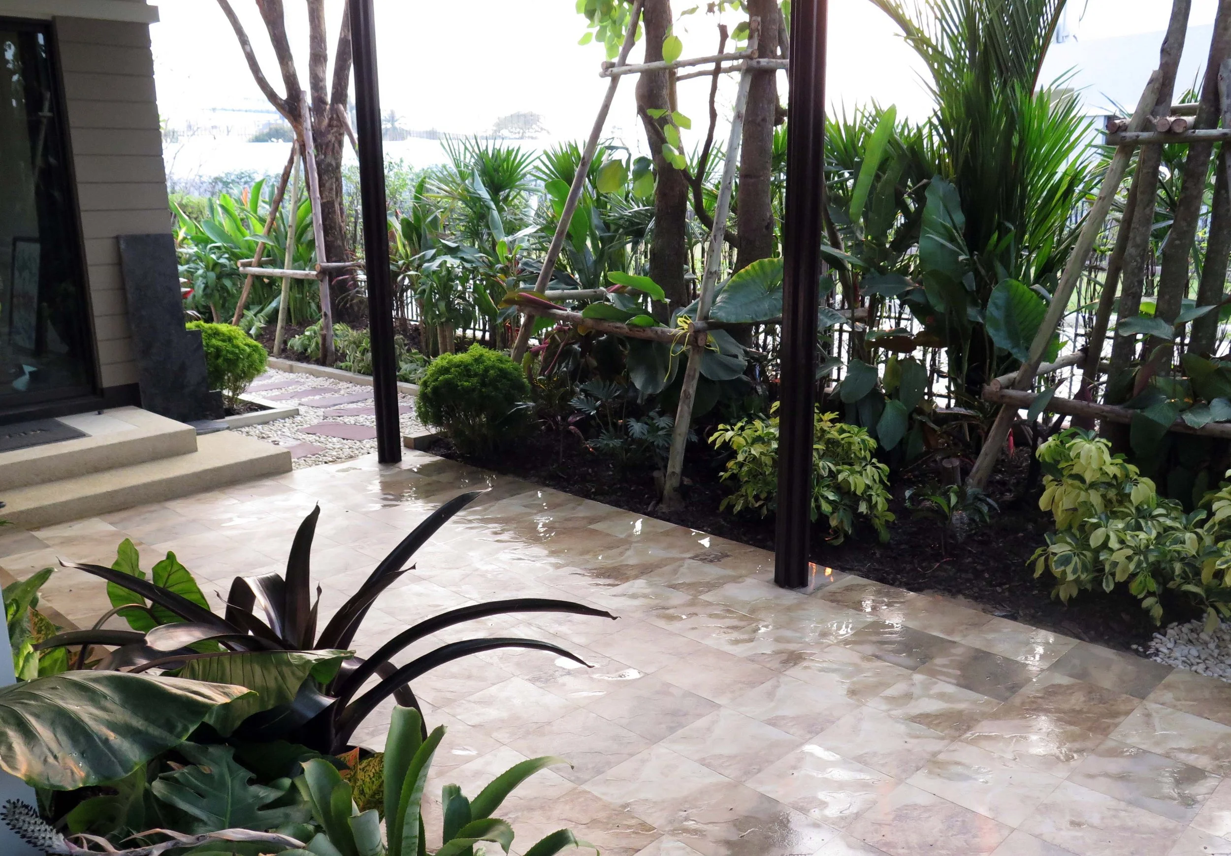 2013 Nonthaburi Setthasiri House and Nonthaburi Neighborhood (106).JPG