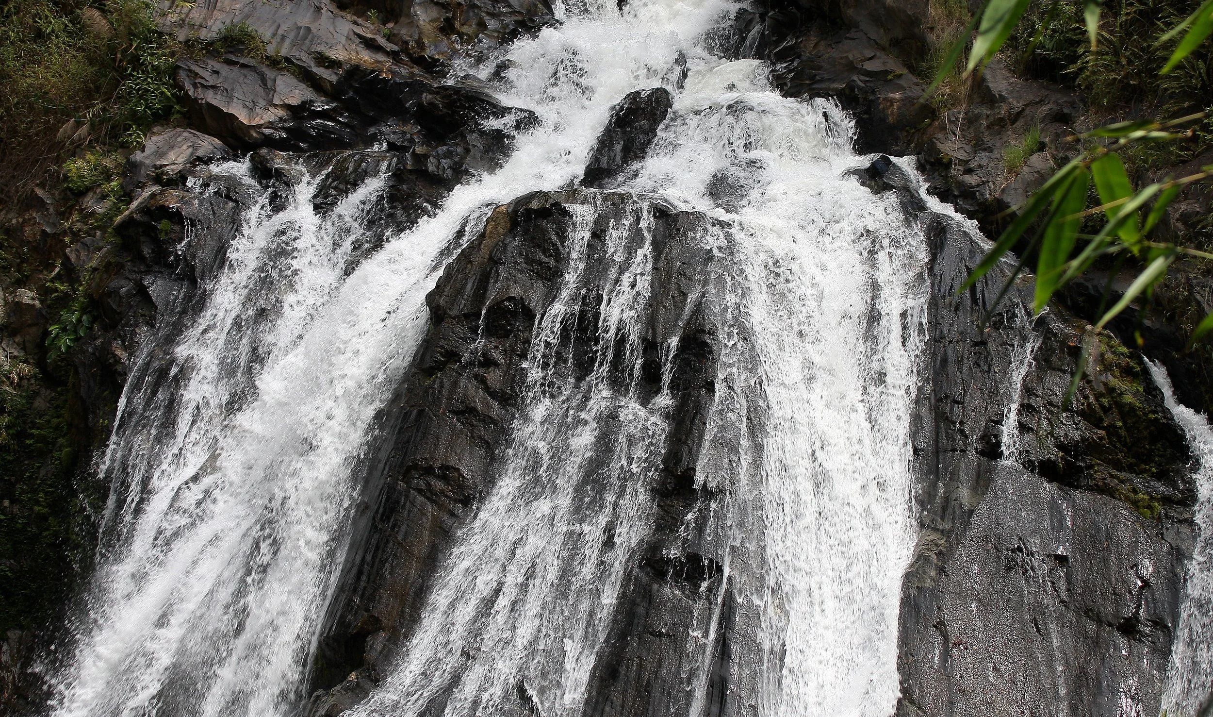 2008 Khao Luang NP Krung Chin Waterfalls Area (24).JPG