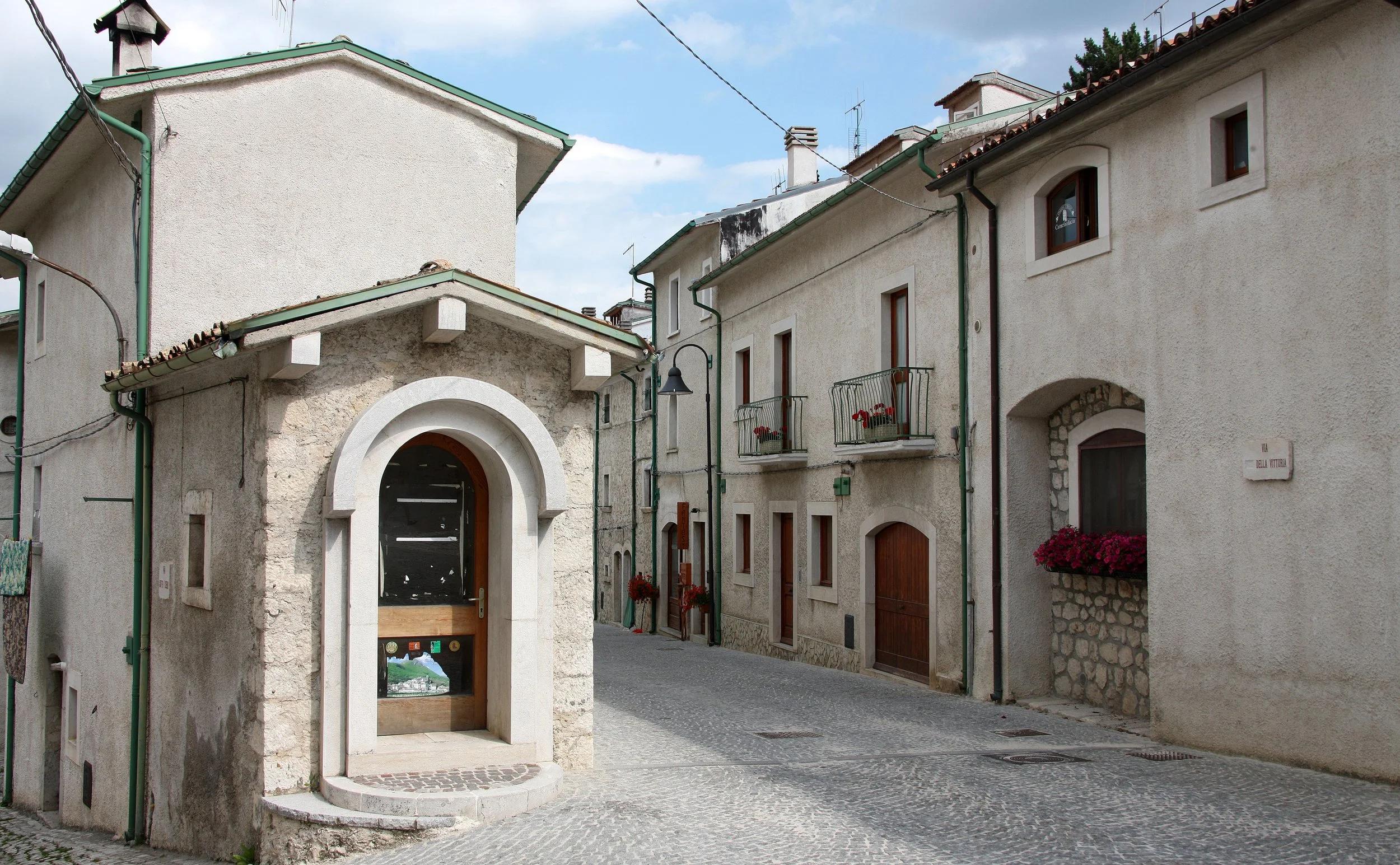 BARREA ITALY - ABRUZZO NATIONAL PARK ITALY (66).JPG