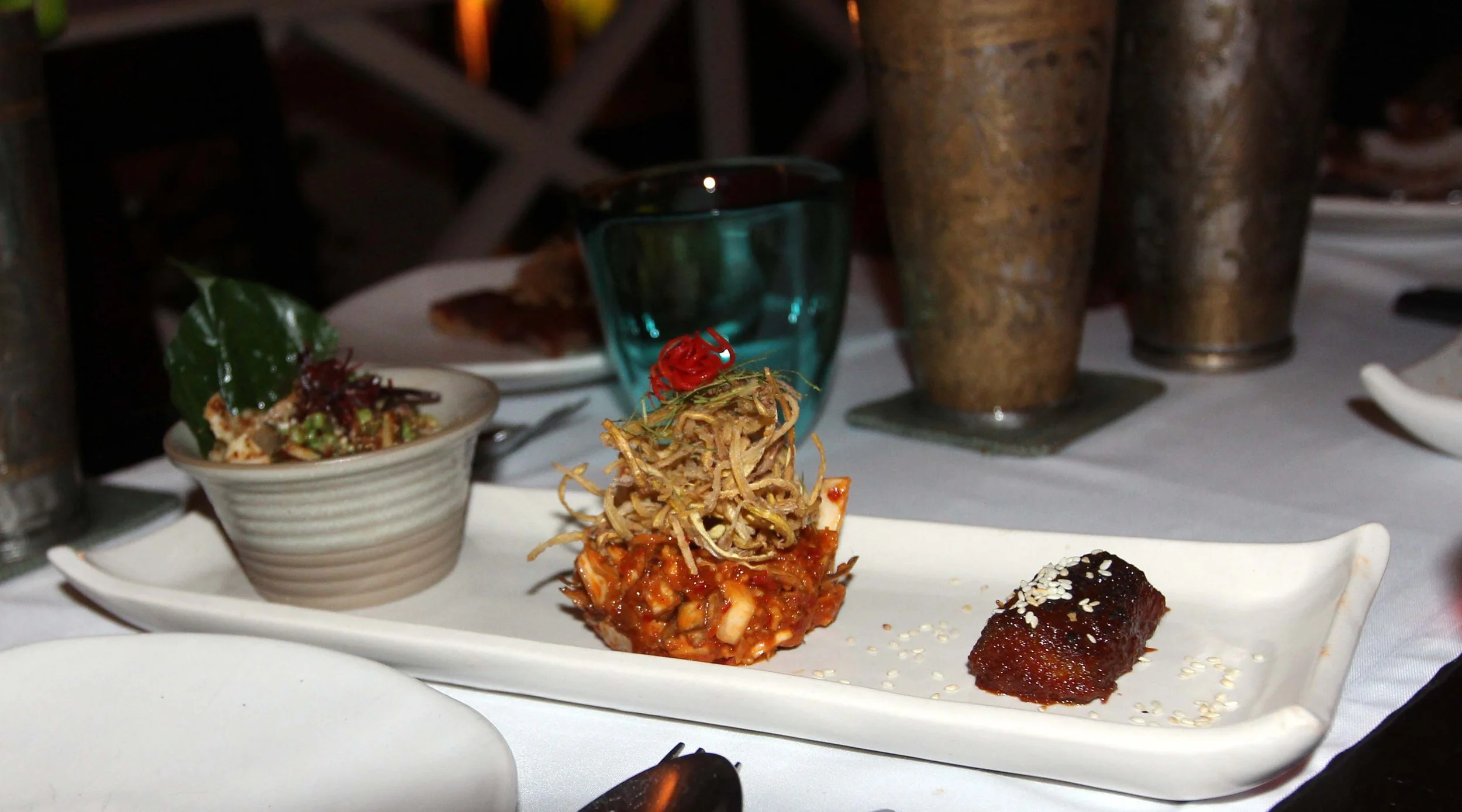 2013 BKK - NIGHT OUT AT ISSAYA WITH FRIENDS (33).JPG