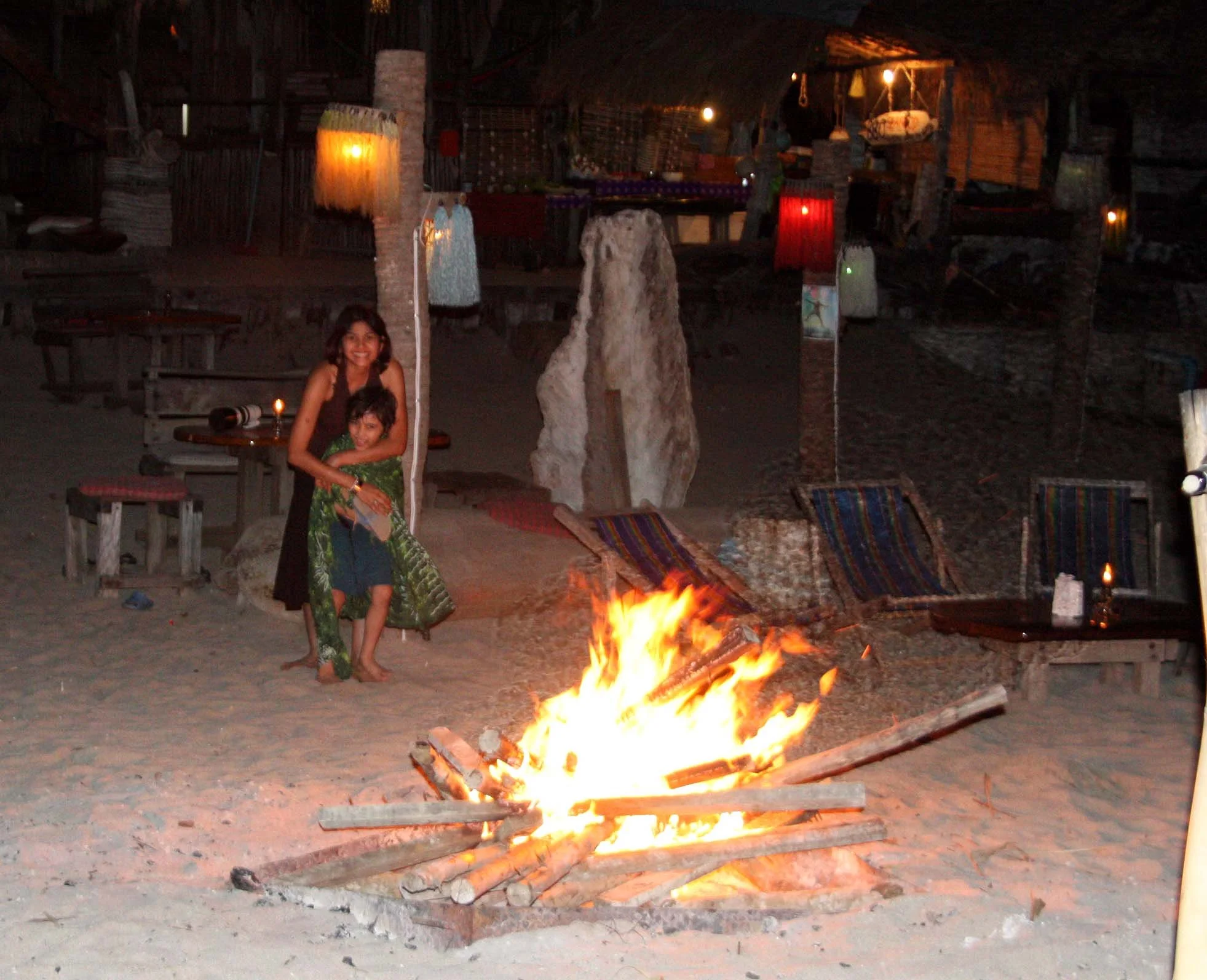 KO LANTA - PARTY AT OTTO'S - 2009 (44).JPG