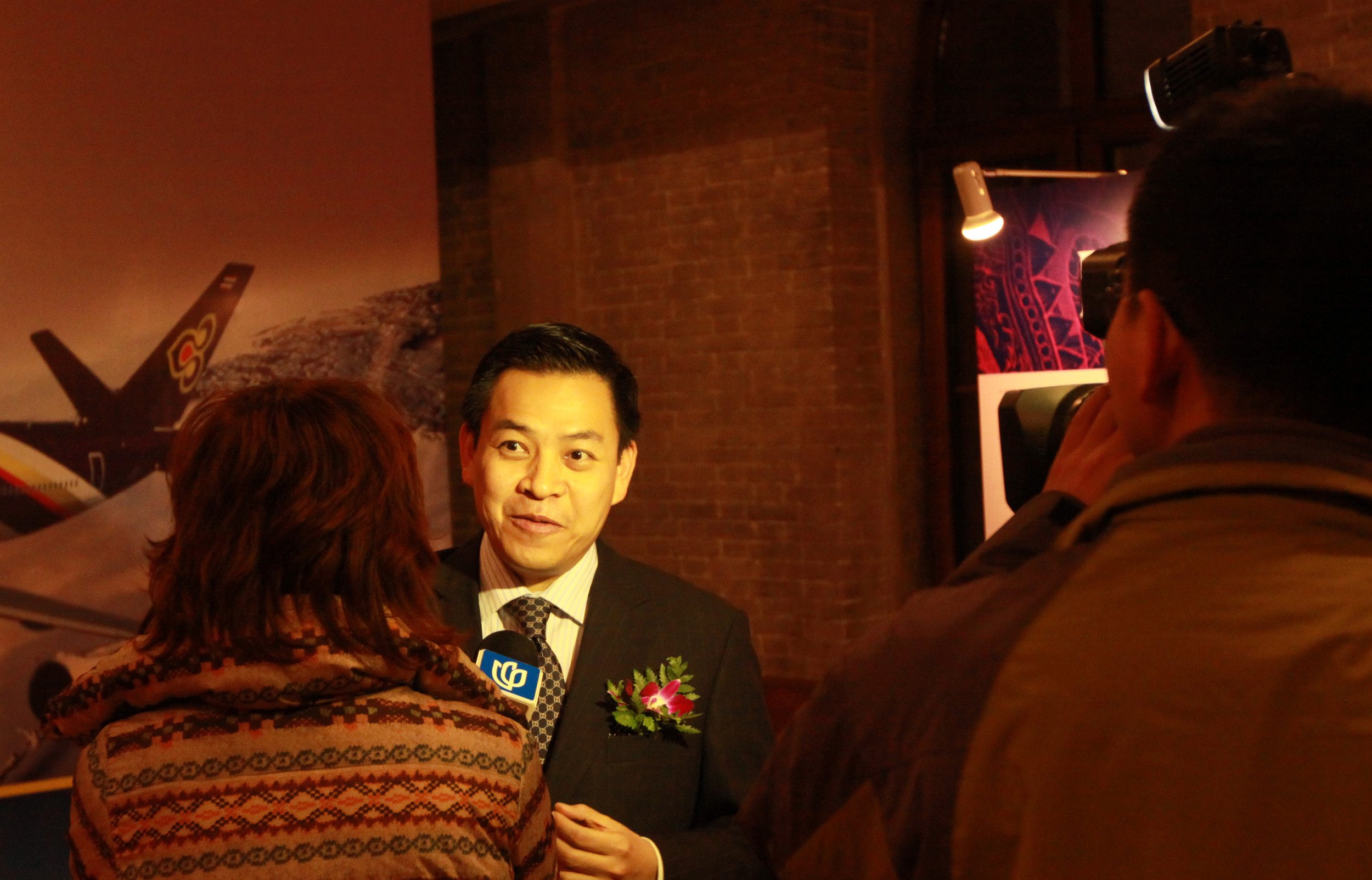 THAI CONSULATE DINNER AND BENEFIT (43).JPG