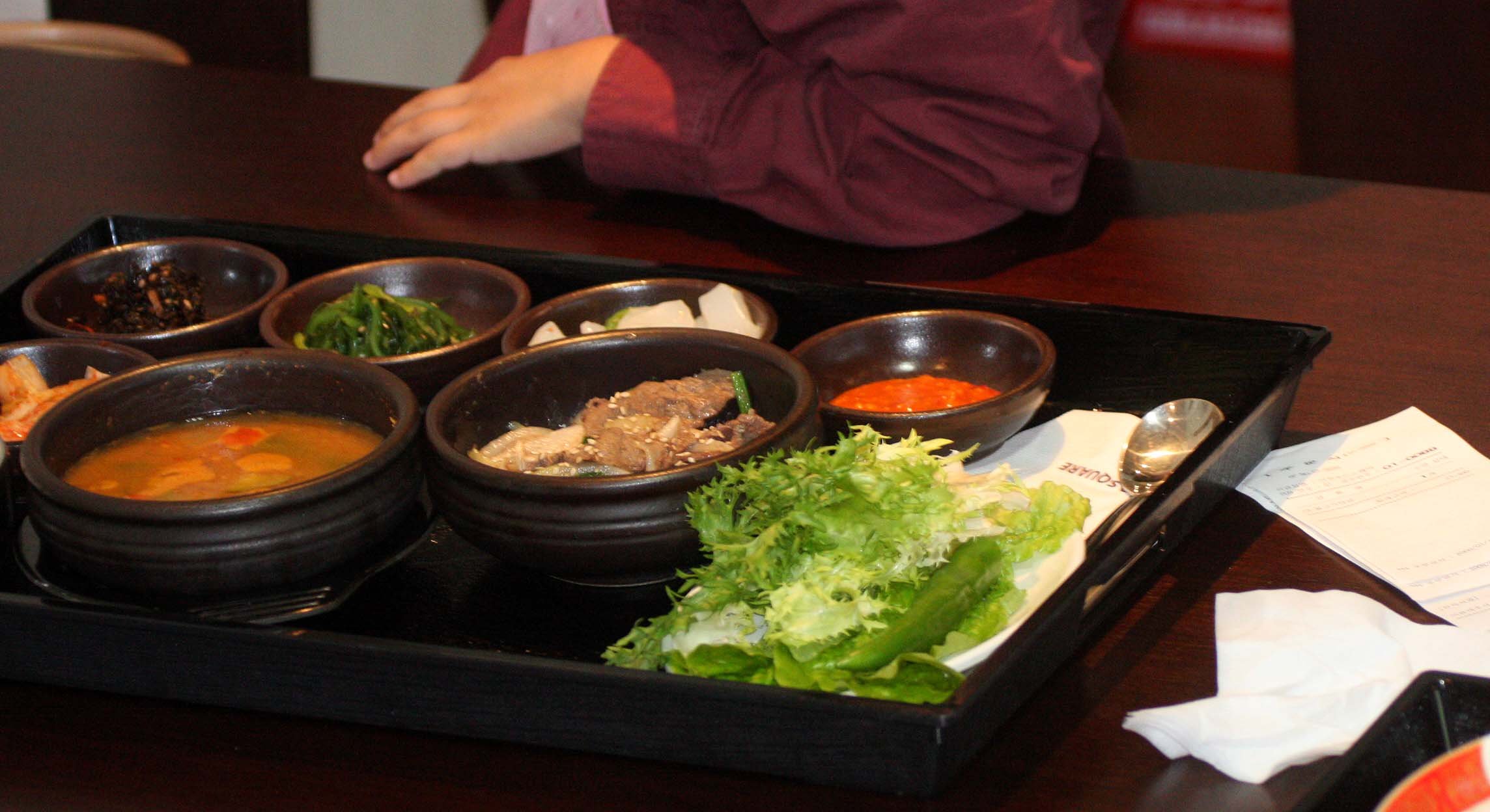 SEOUL - GRUBBING BARBEQUE AT INCHON (2).JPG