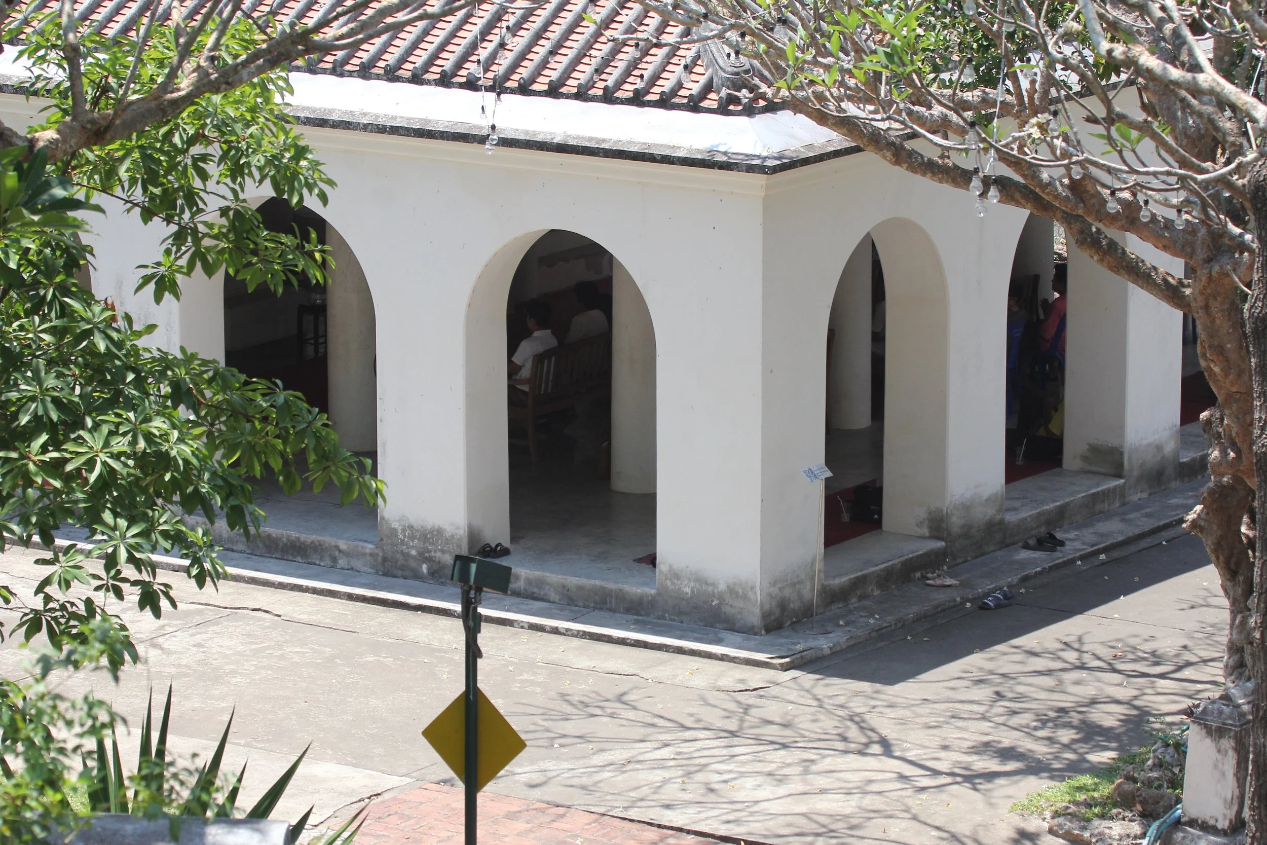 2020 Petchaburi Temple Trip with Cokie (171).JPG
