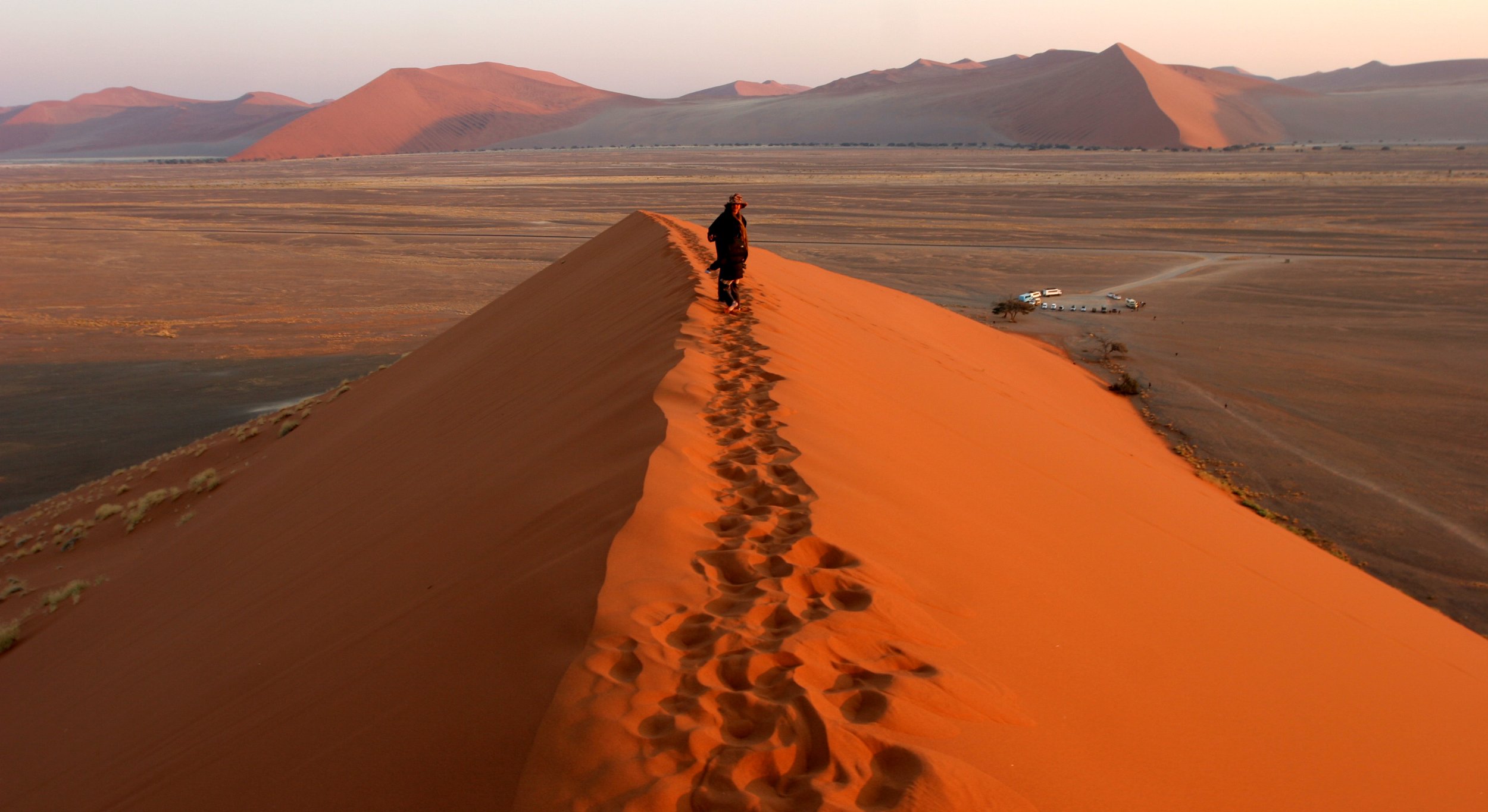 NAMIBIA - SOSSUSVLEI - DUNE 45 SUNRISE  (33).JPG