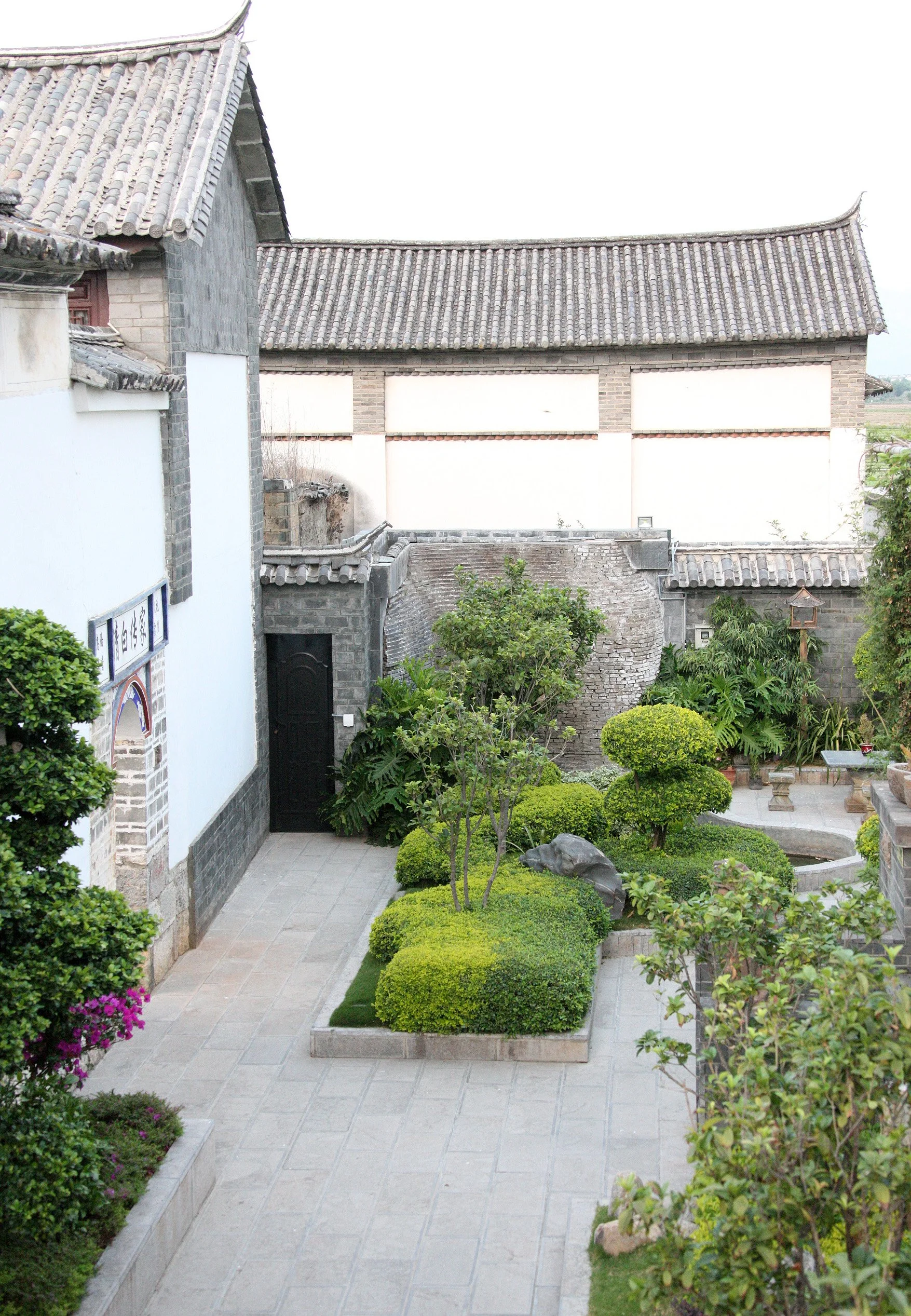 LINDEN CENTER - XIZHOU VILLAGE YUNNAN CHINA (52).JPG