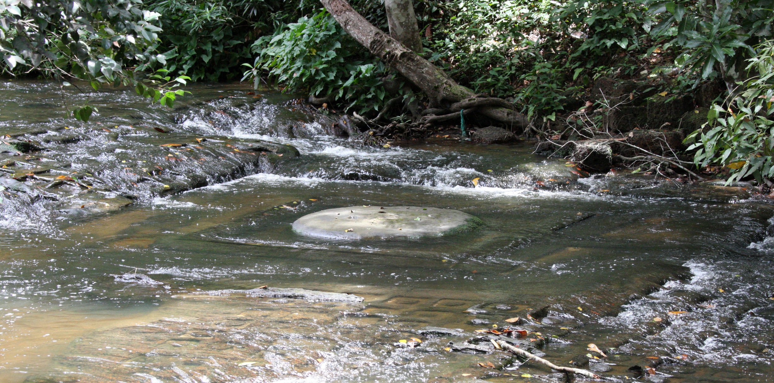 KULEN MOUNTAIN CAMBODIA - 1000 LINGHA RIVER (5).JPG