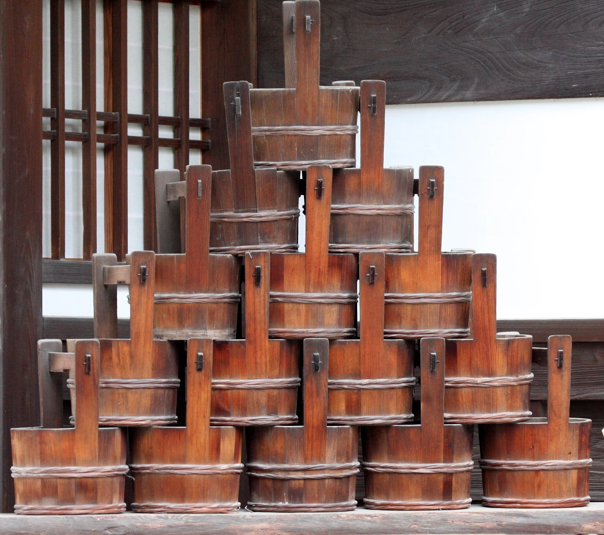MIYAJIMA - MAY 2009 - SAKE CANISTERS.JPG