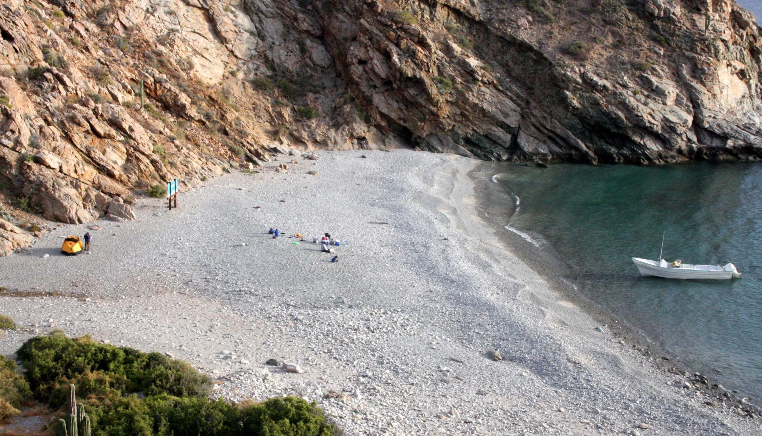 ISLA SANTA CATALINA BAJA MEXIO - CAMPSITE (10).JPG