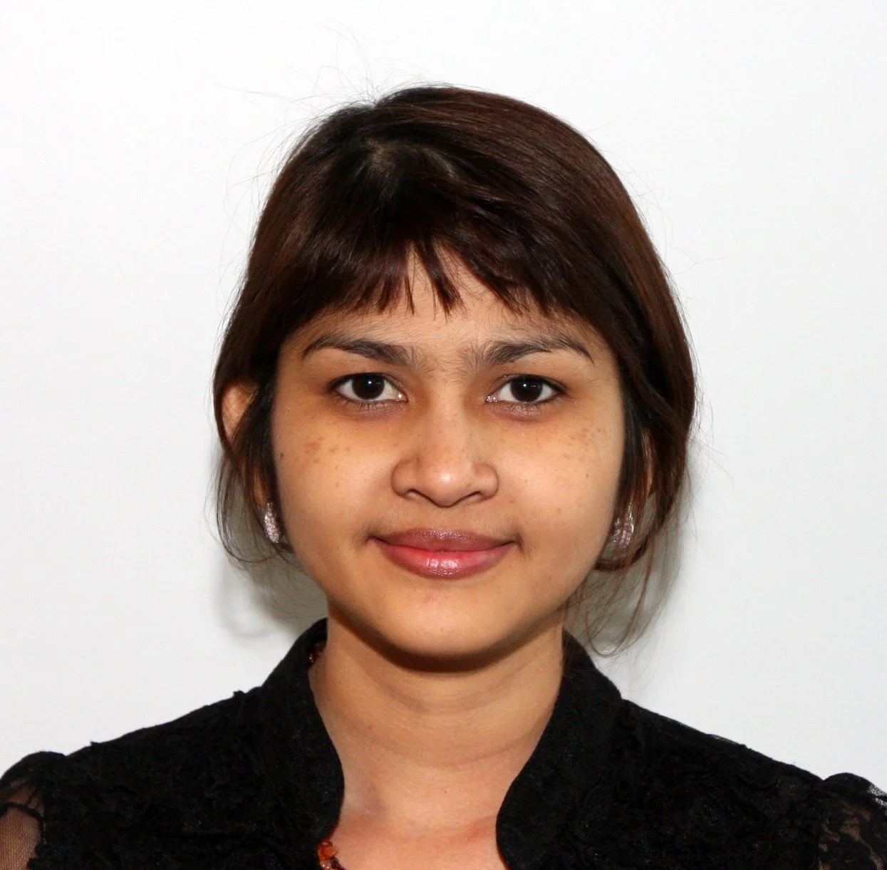 2010-3-14 PASSPORT PICTURE - SOM.jpg