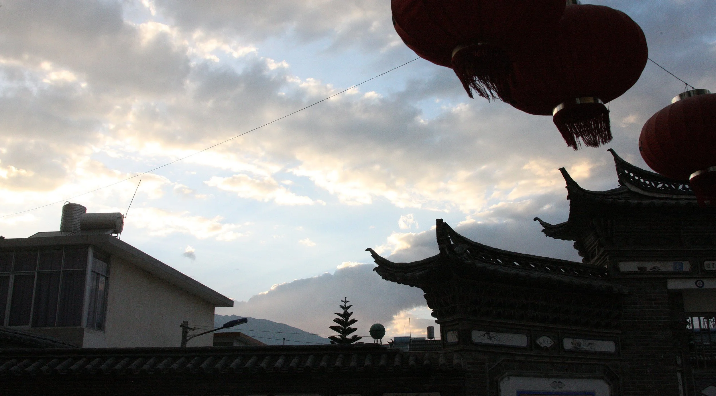 LINDEN CENTER - XIZHOU VILLAGE YUNNAN CHINA (26).JPG