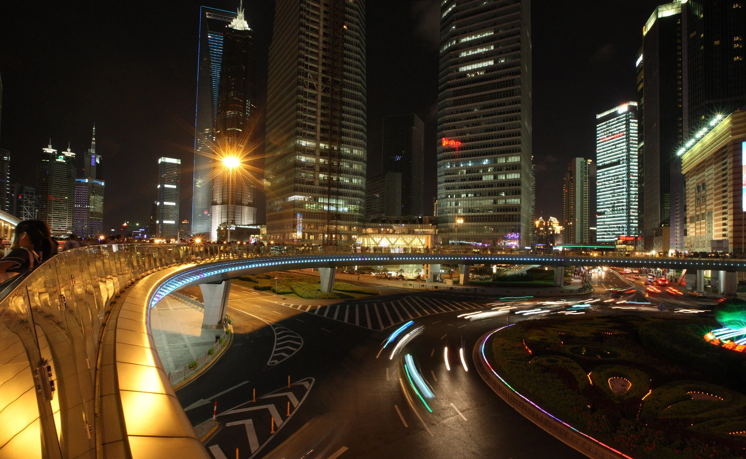 NIGHT OUT IN SHANGHAI - PEARL TOWER & BRAND MALL (39).JPG